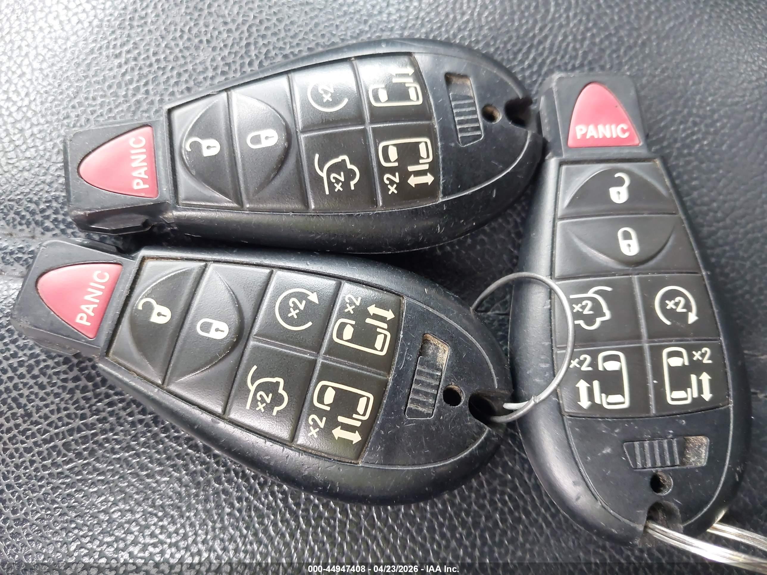 CHRYSLER TOWN image 11
