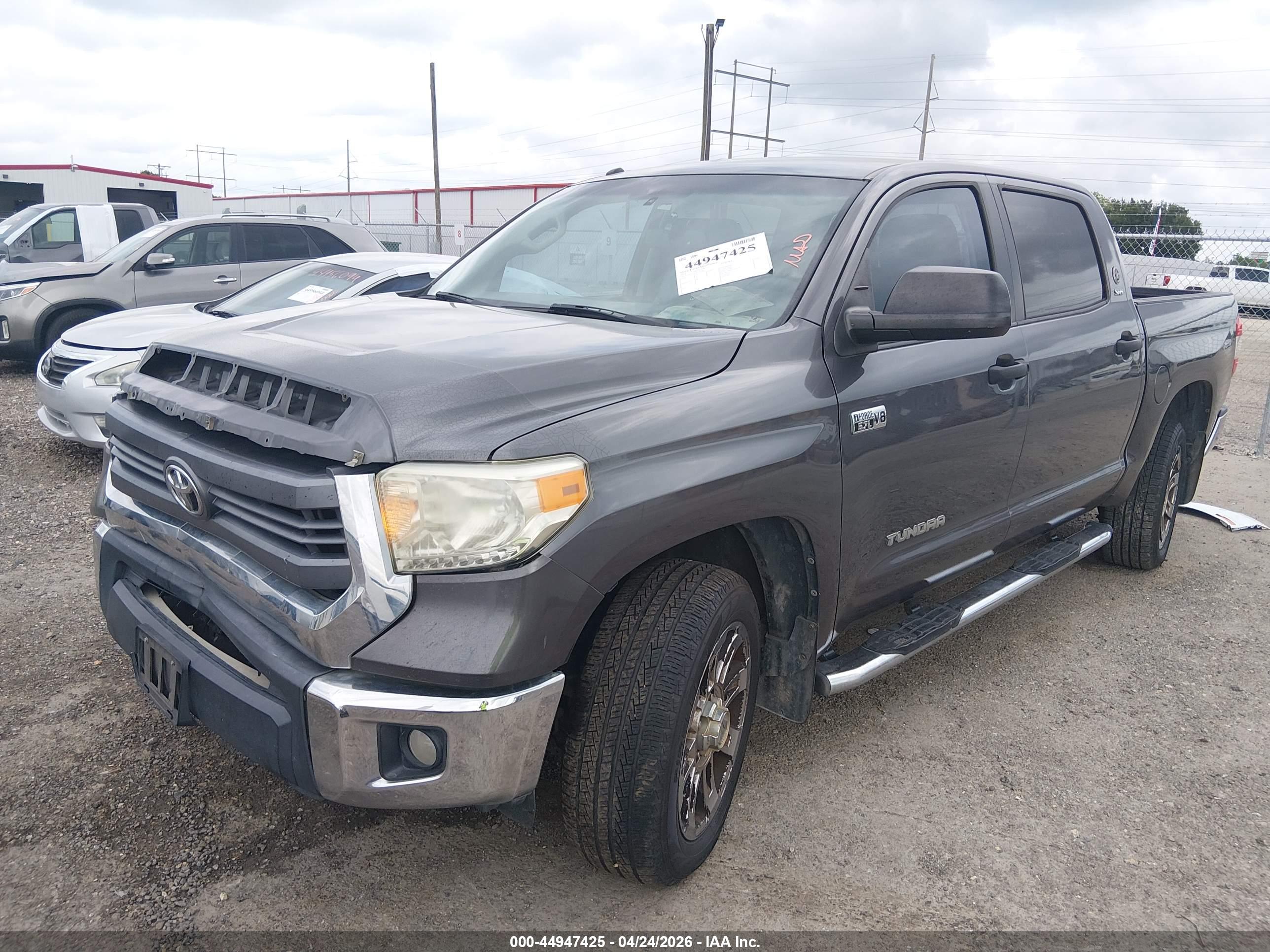TOYOTA TUNDRA image 2
