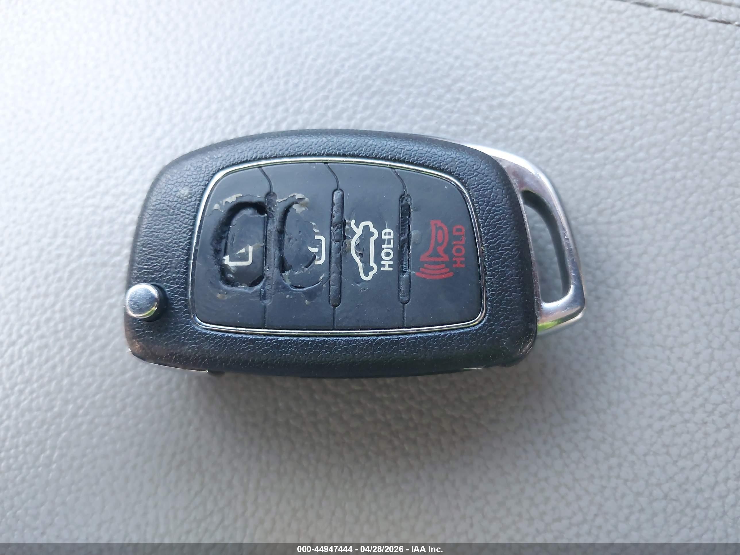 HYUNDAI SONATA image 11