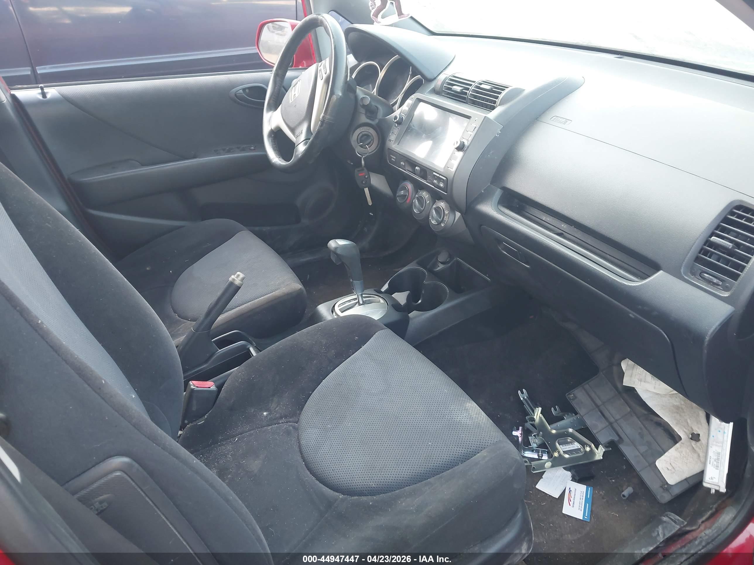 HONDA FIT image 5