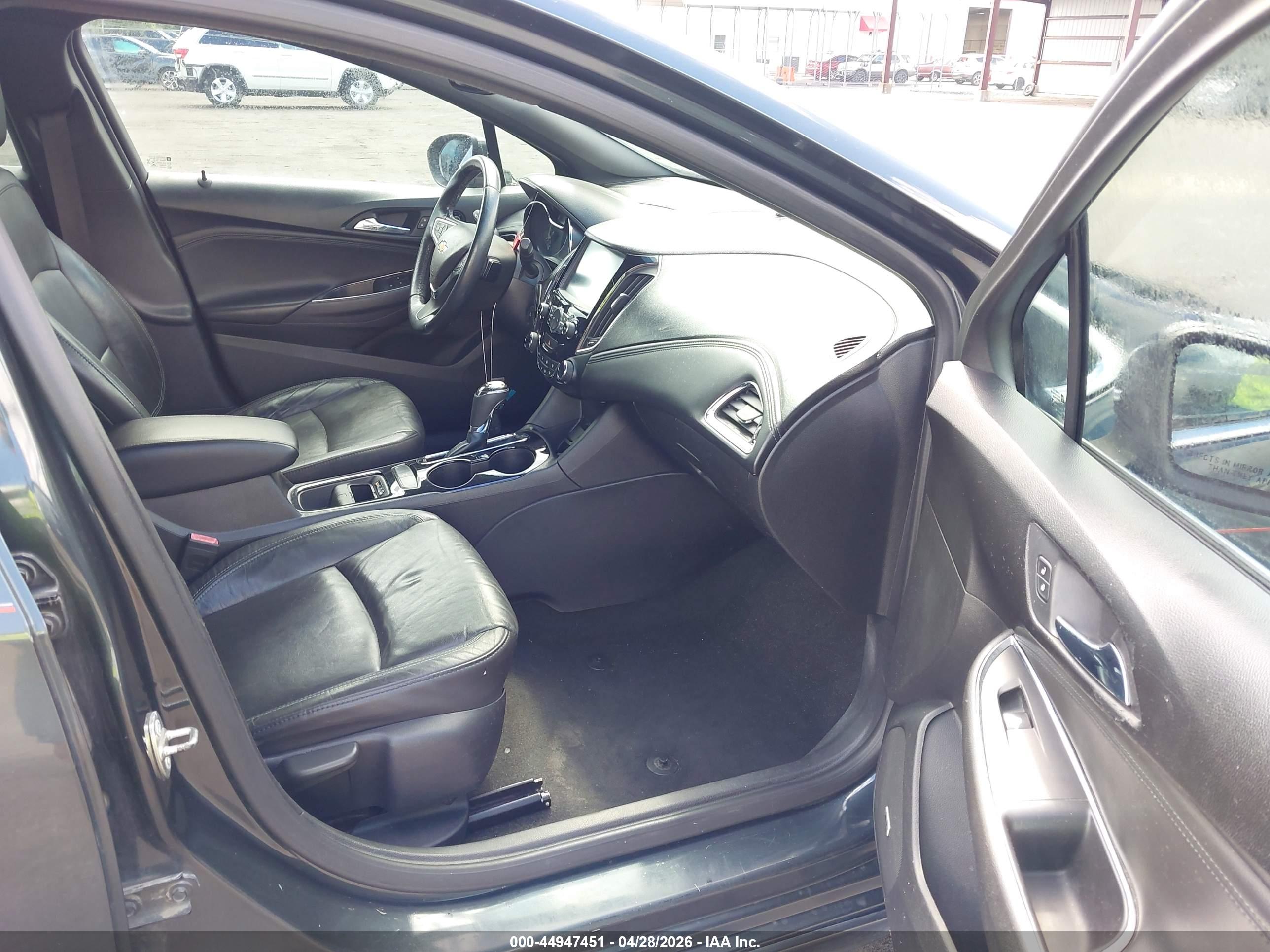 CHEVROLET CRUZE image 5