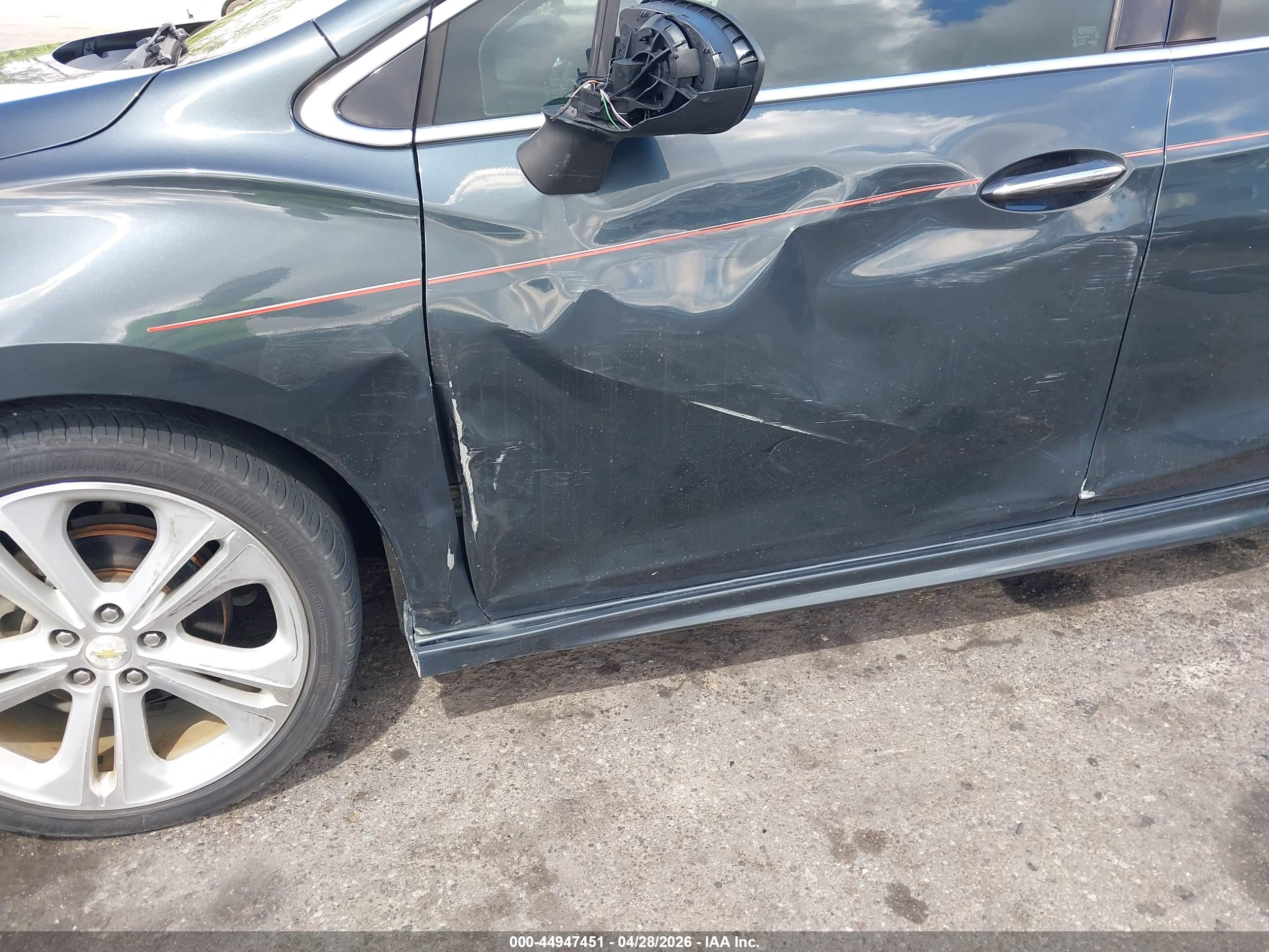 CHEVROLET CRUZE image 6