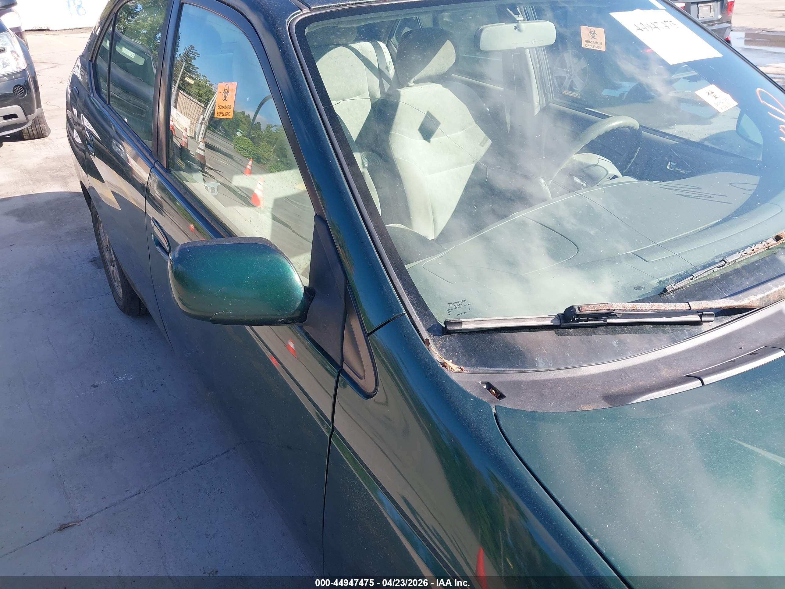 TOYOTA PRIUS image 6