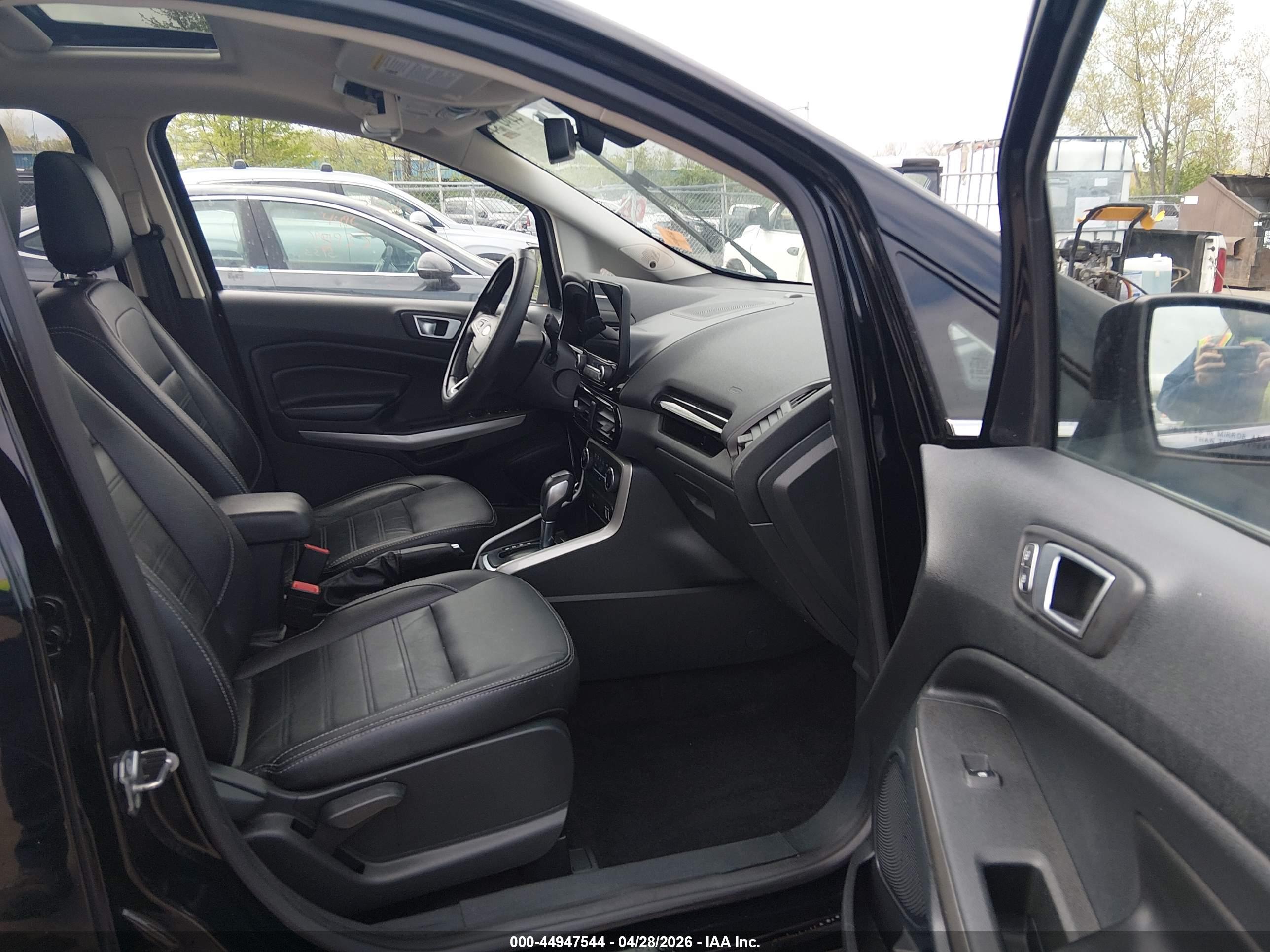 FORD ECOSPORT image 5