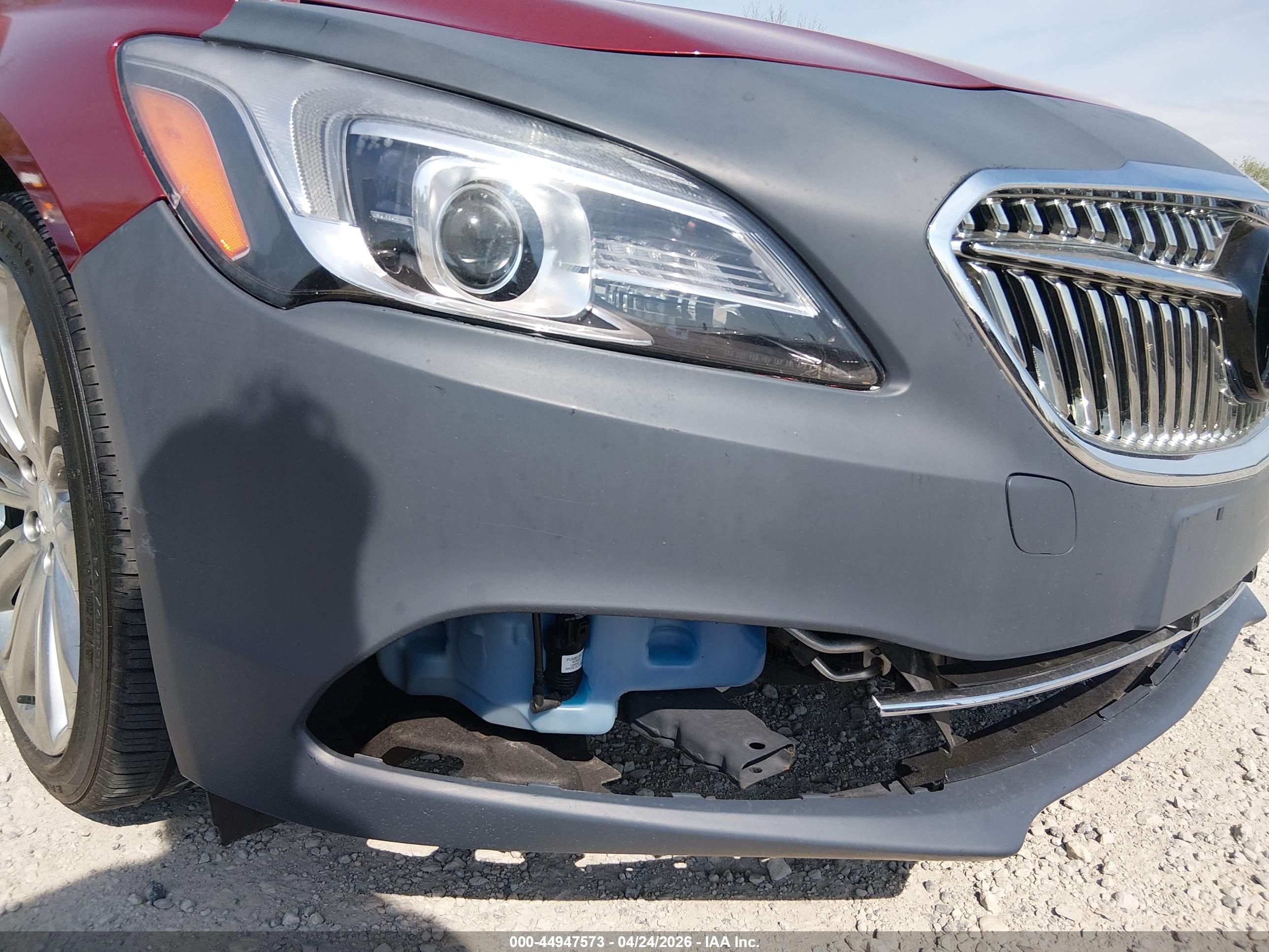 BUICK LACROSSE image 6
