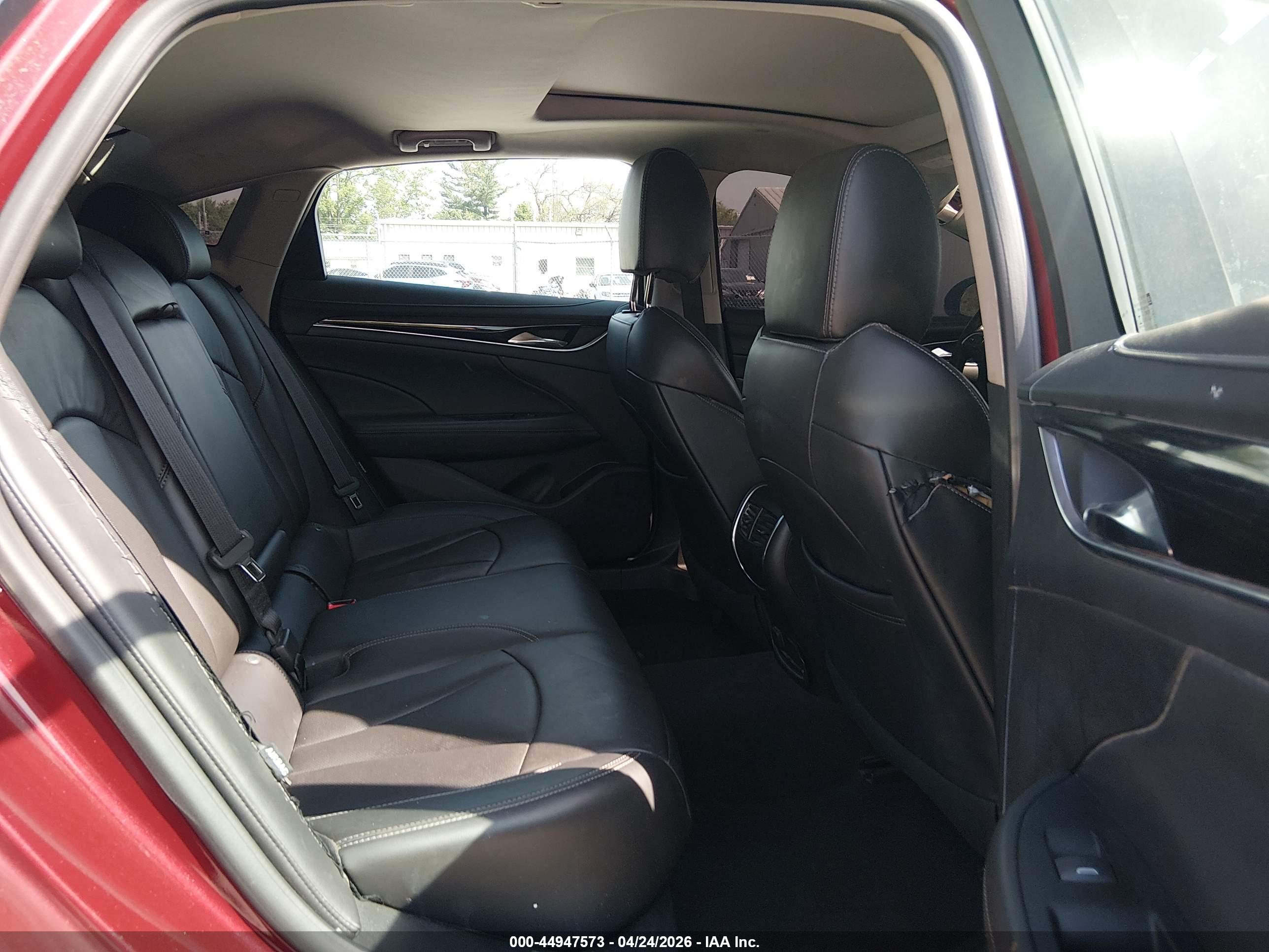 BUICK LACROSSE image 8
