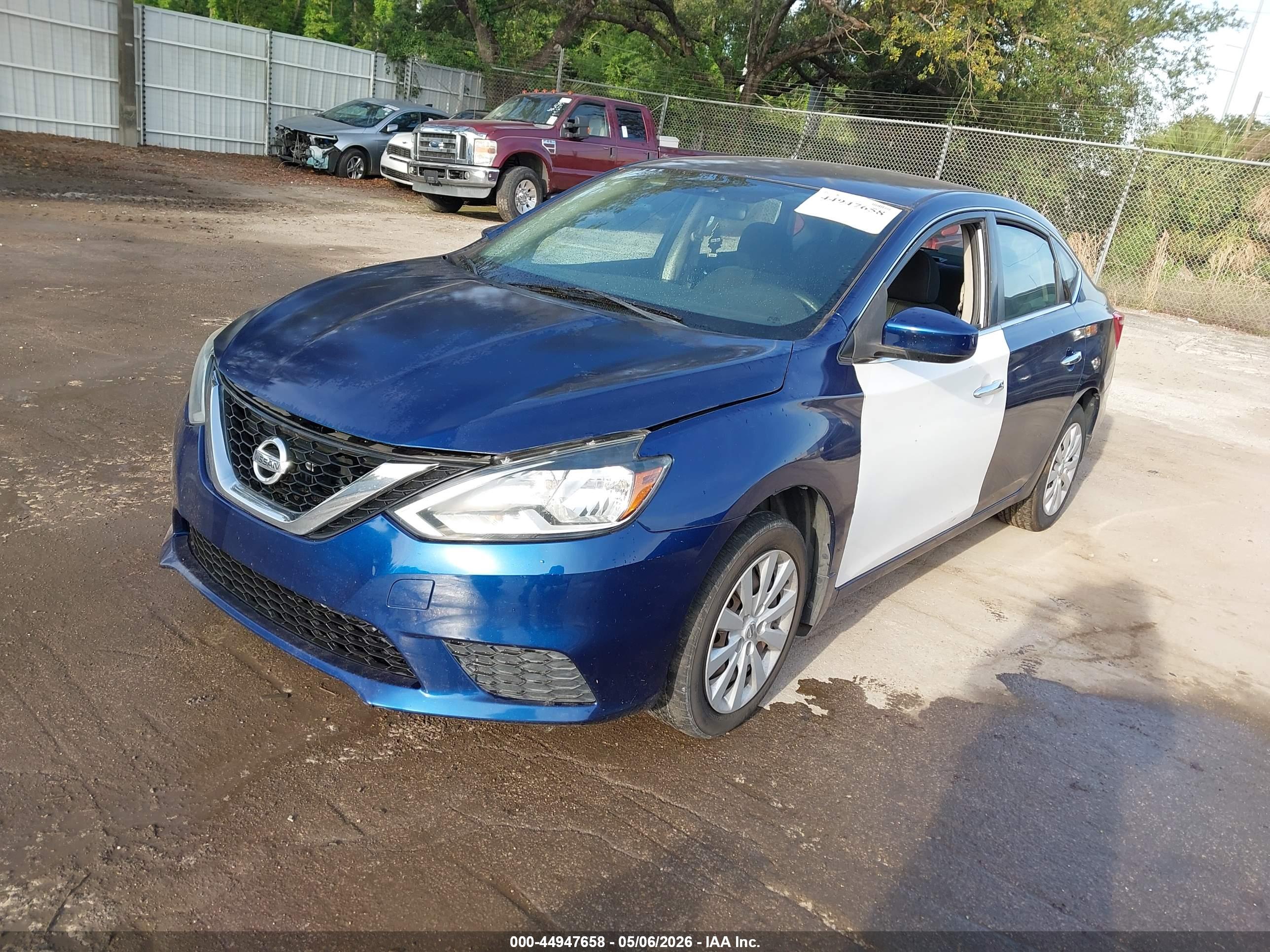 NISSAN SENTRA image 2