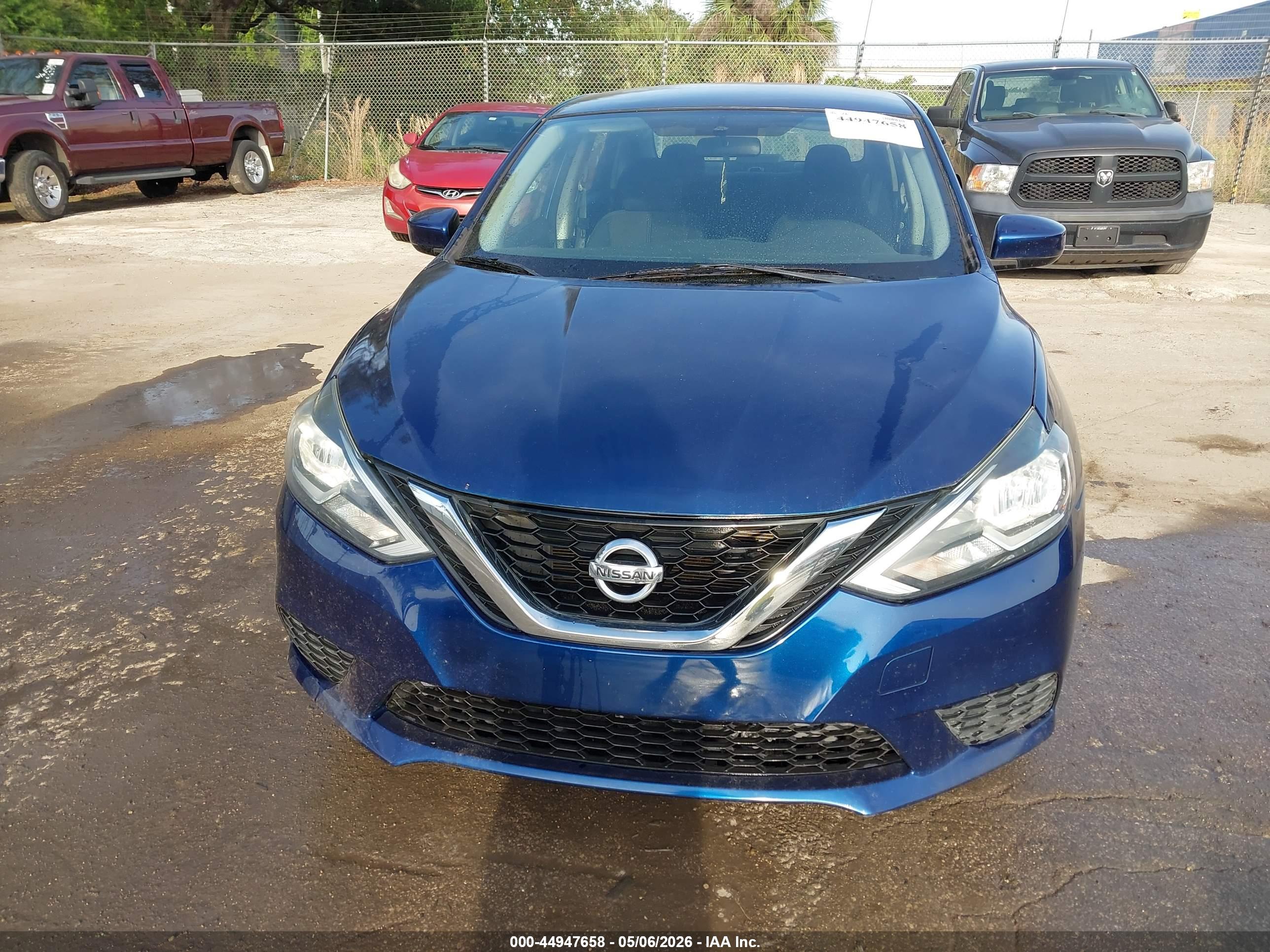 NISSAN SENTRA image 6