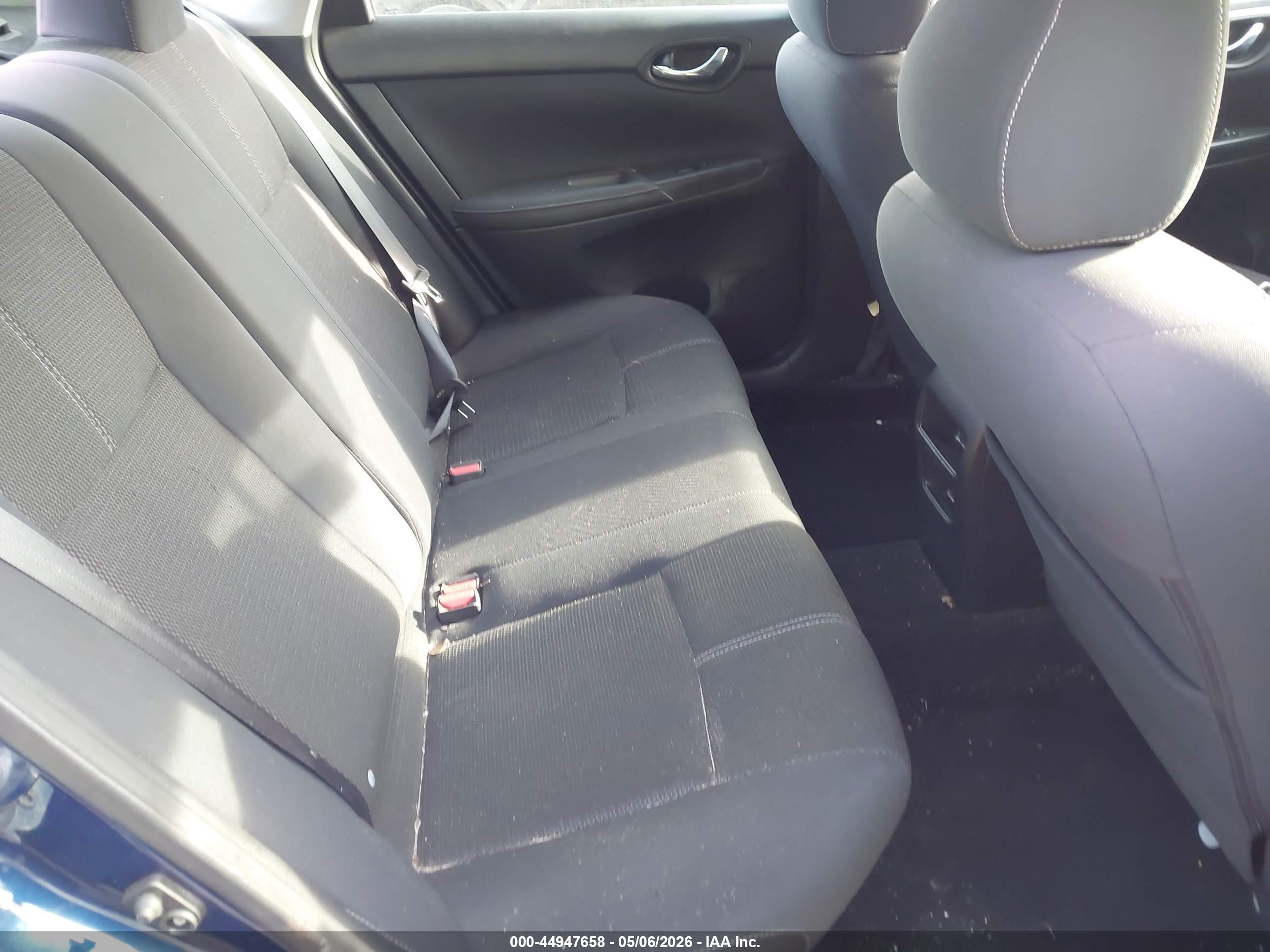 NISSAN SENTRA image 8