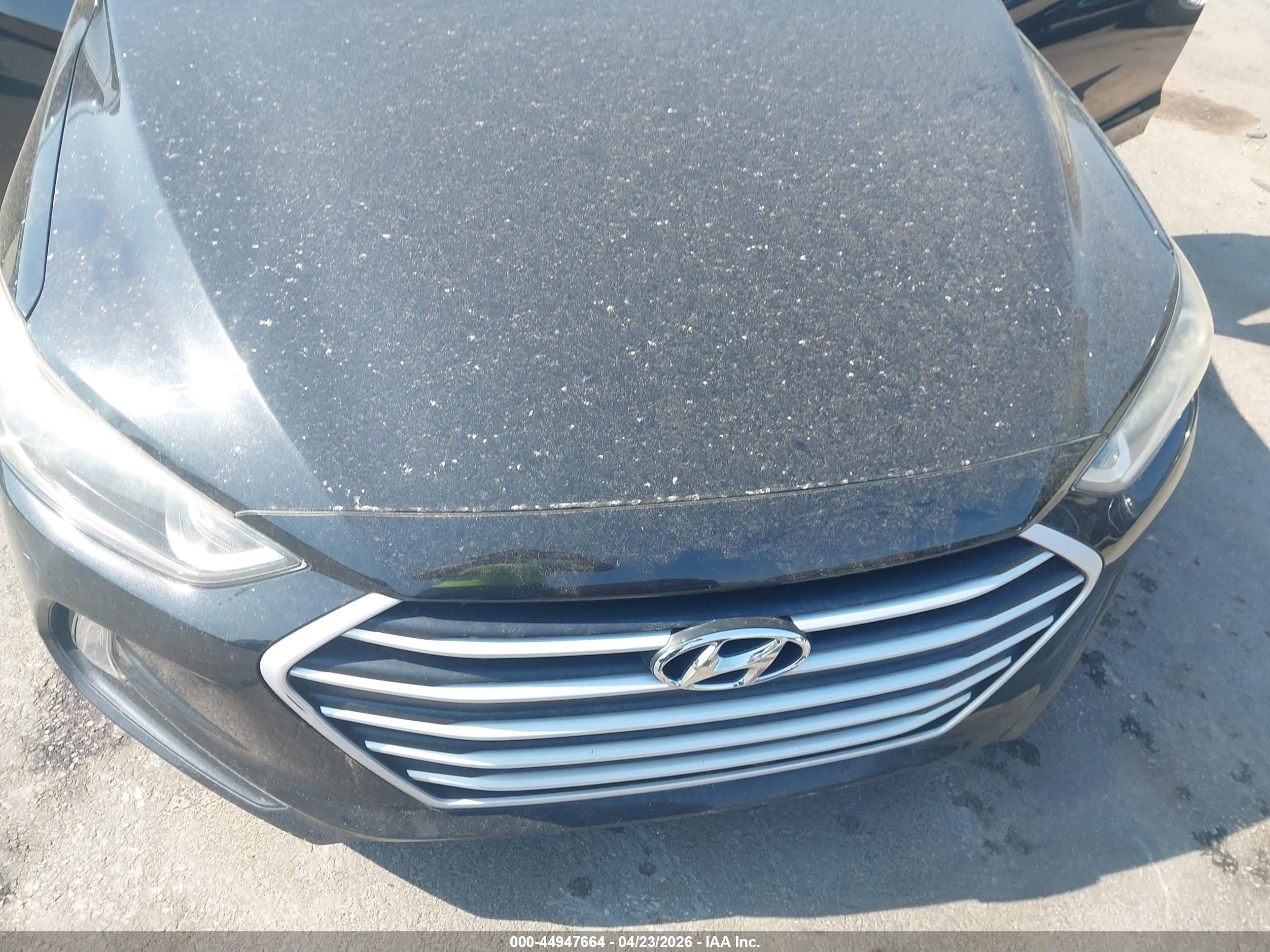 HYUNDAI ELANTRA image 6
