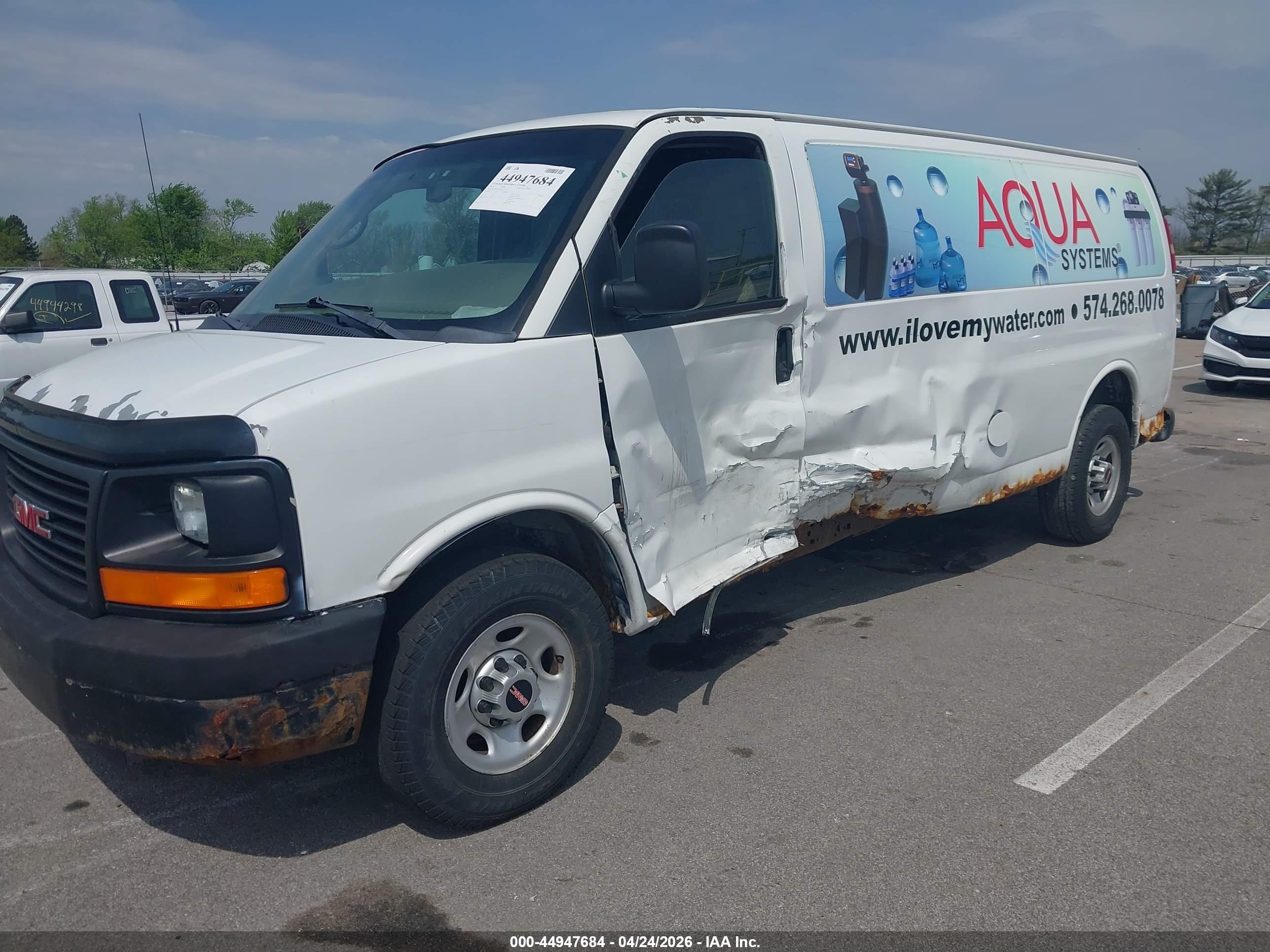 GMC SAVANA image 2
