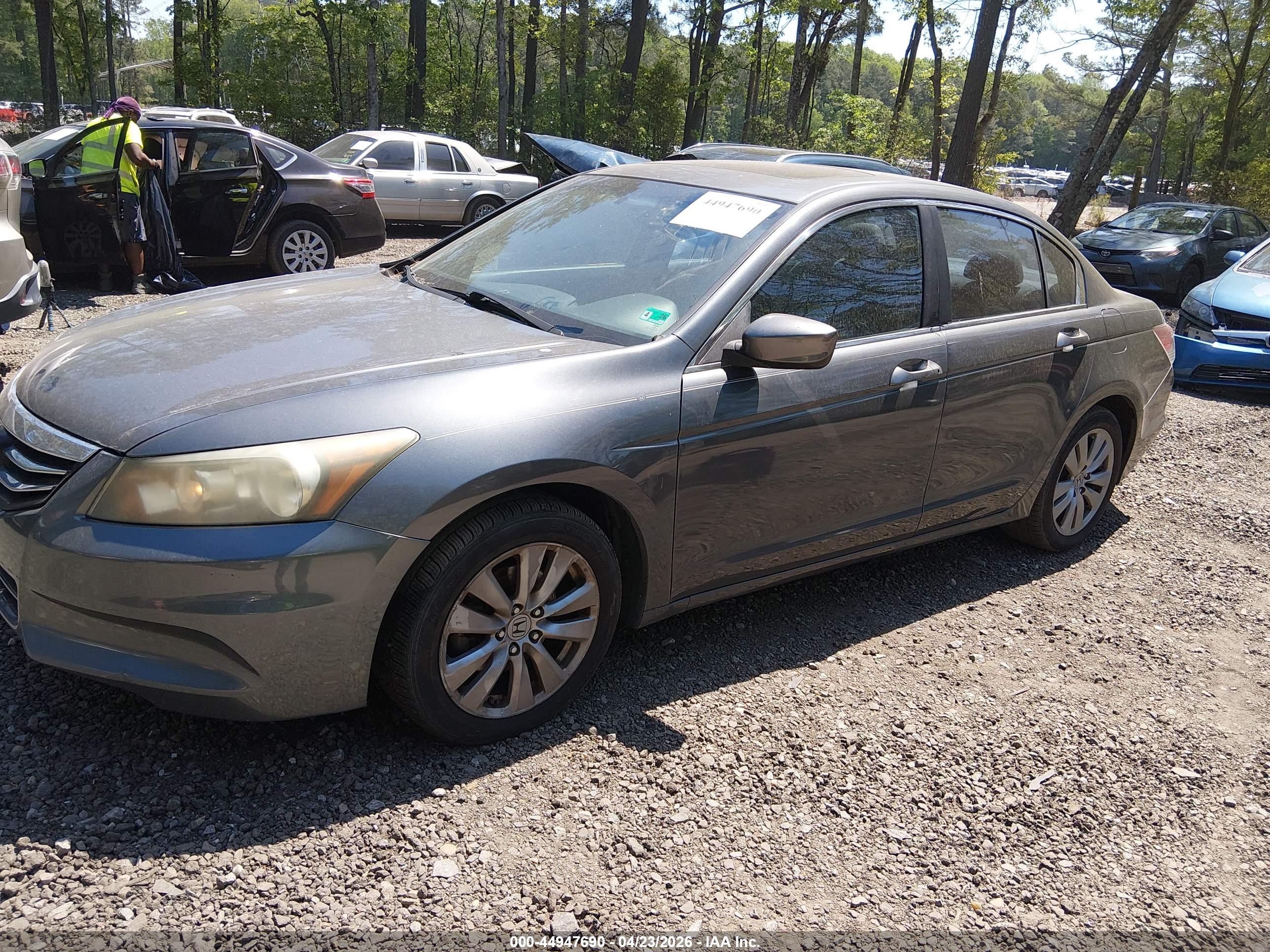HONDA ACCORD image 2
