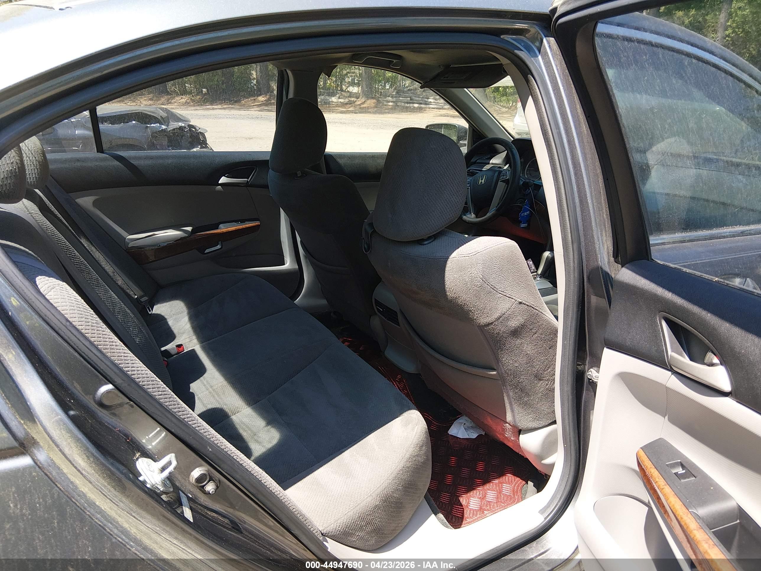 HONDA ACCORD image 8