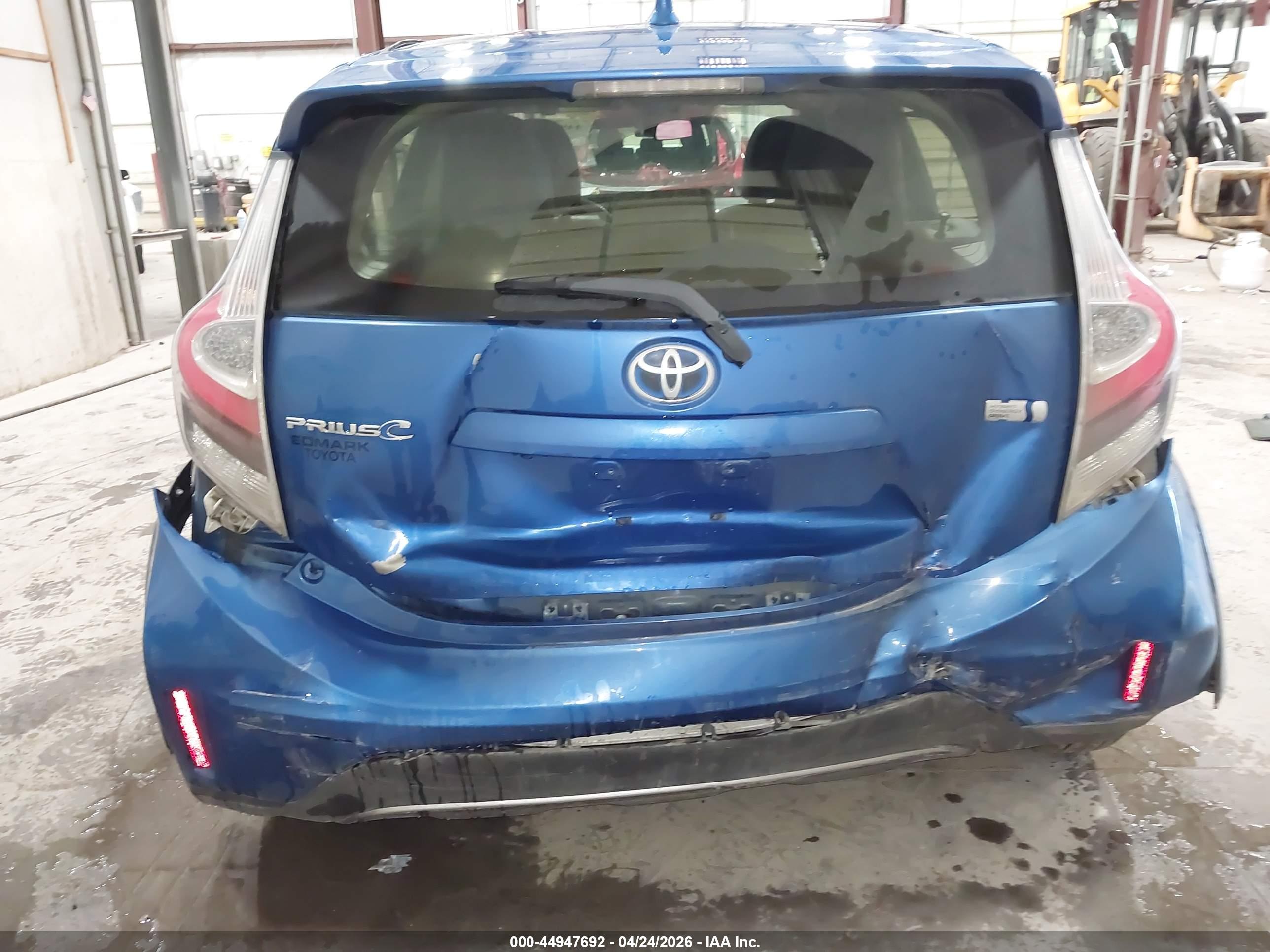TOYOTA PRIUS image 6