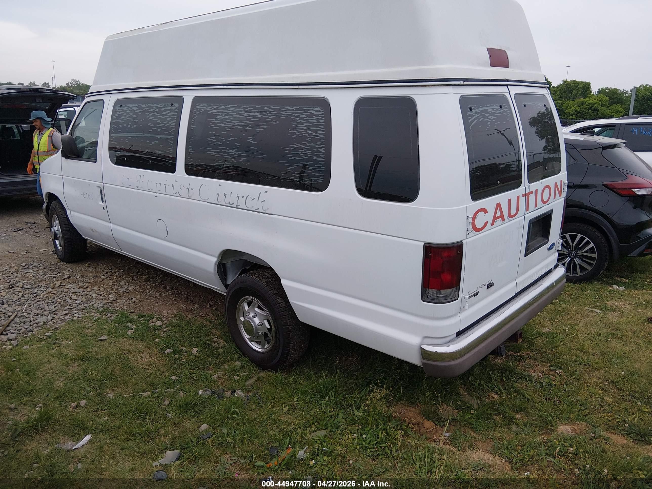 FORD ECONOLINE image 3