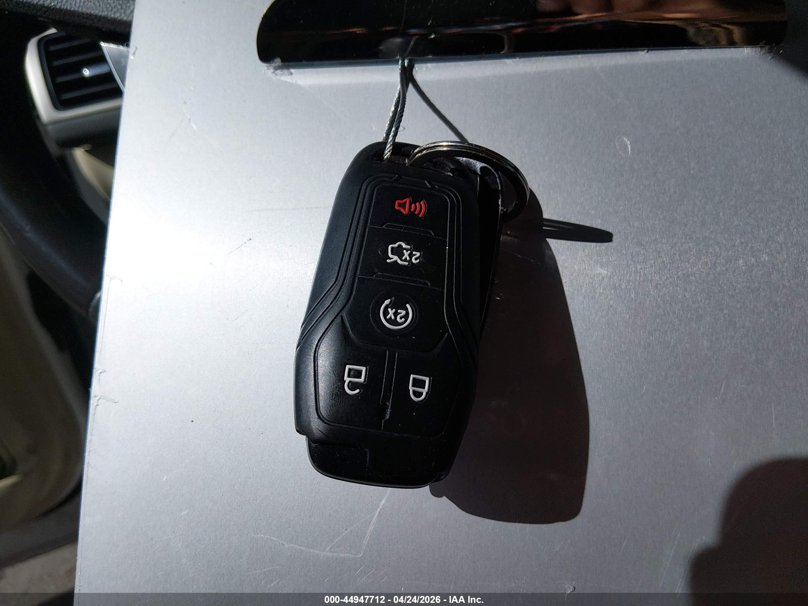 LINCOLN MKZ image 11