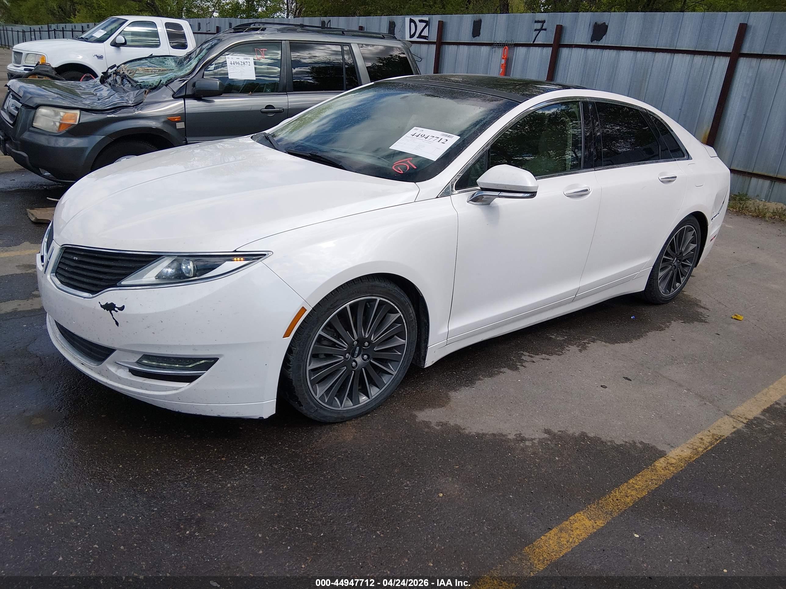 LINCOLN MKZ image 2