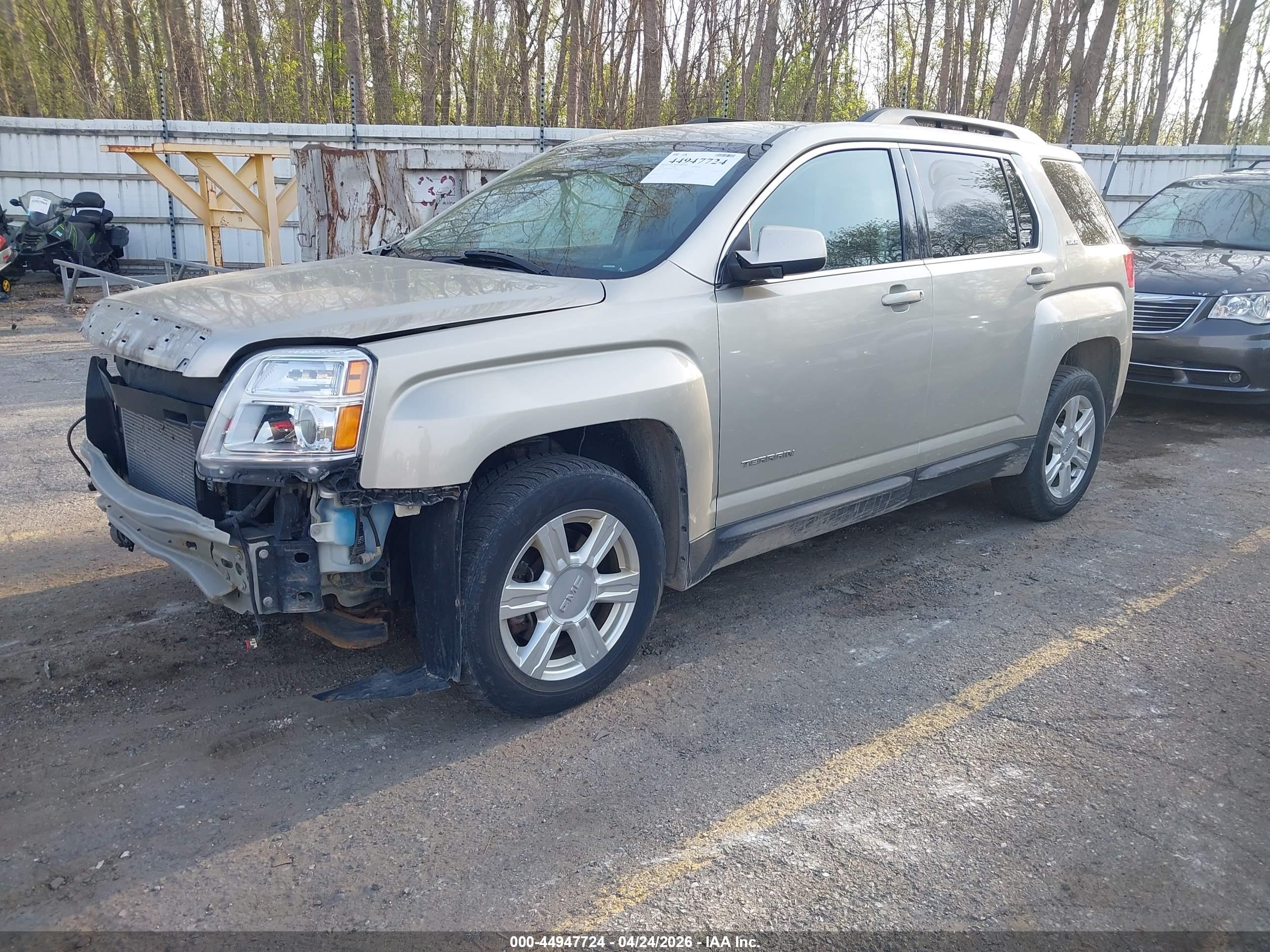 GMC TERRAIN image 2