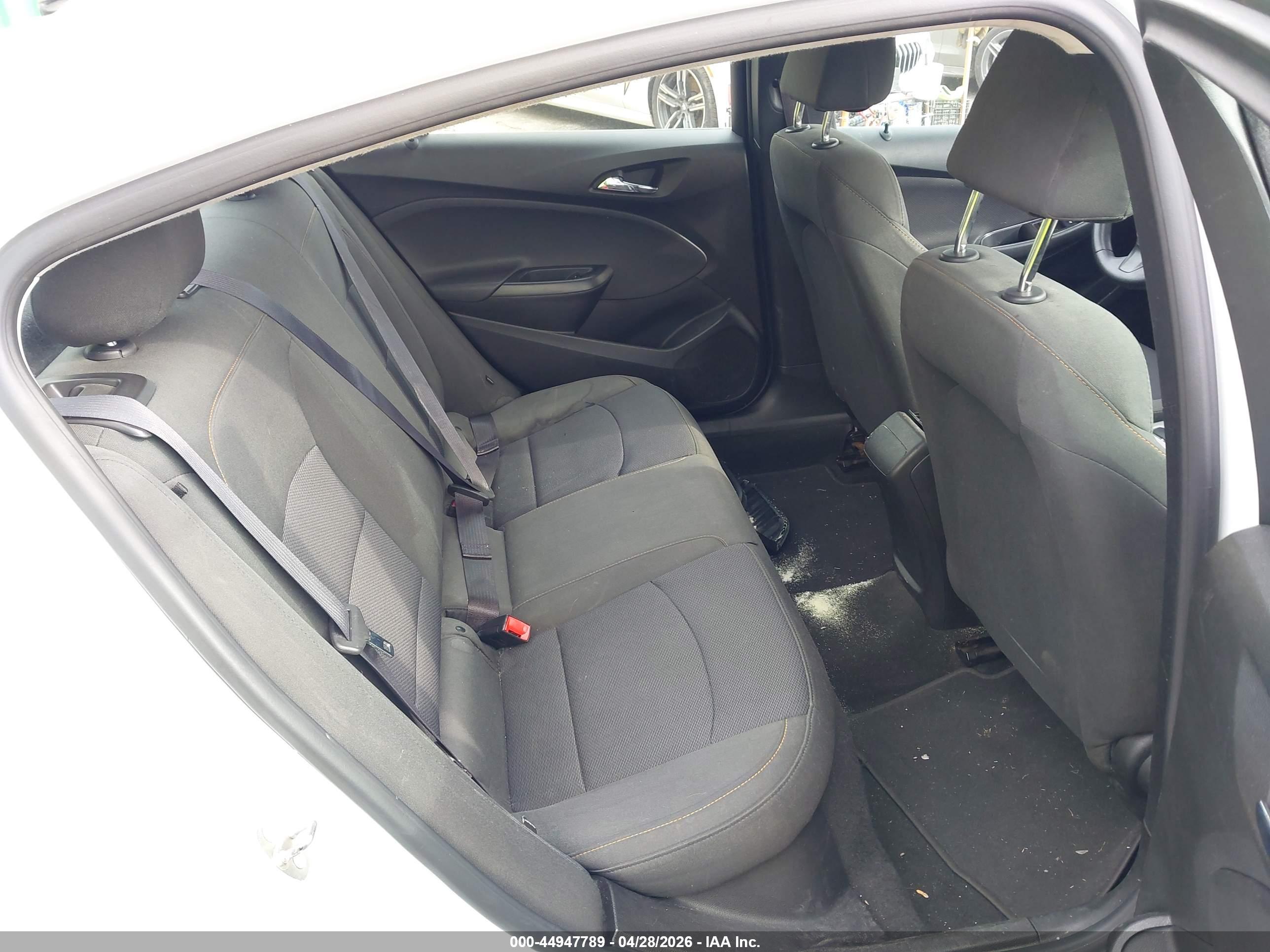 CHEVROLET CRUZE image 8
