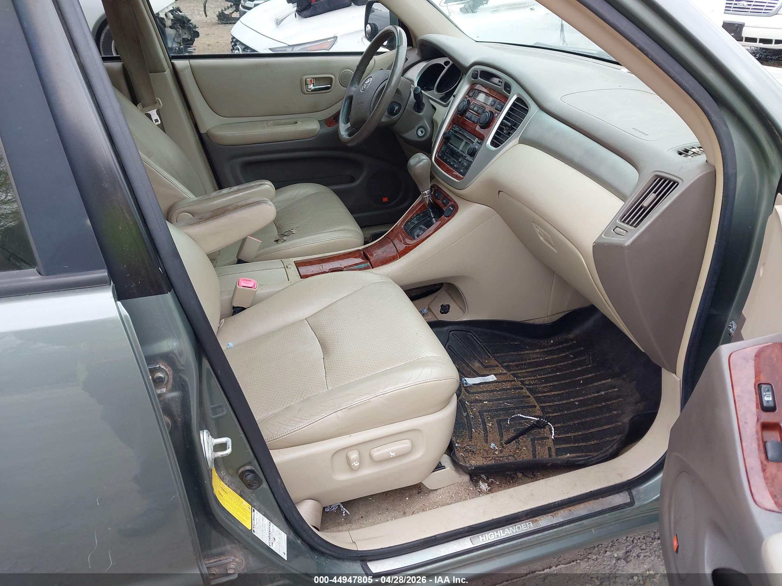 TOYOTA HIGHLANDER image 5