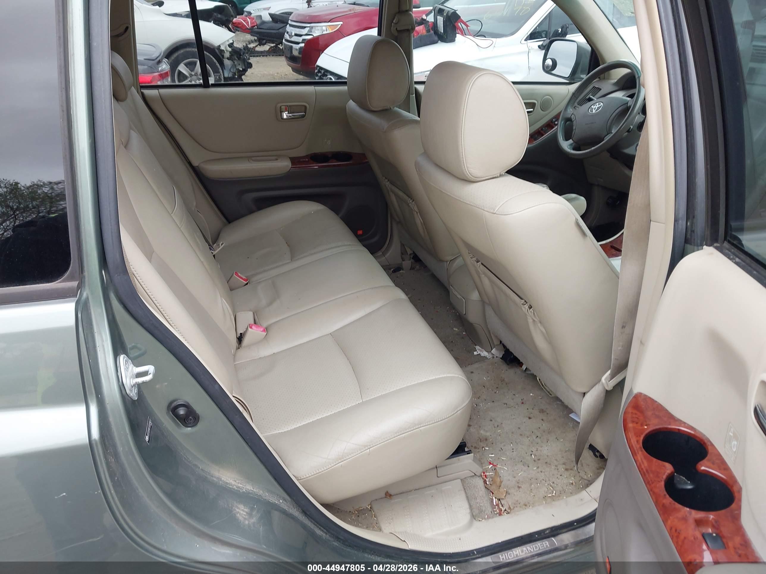 TOYOTA HIGHLANDER image 8