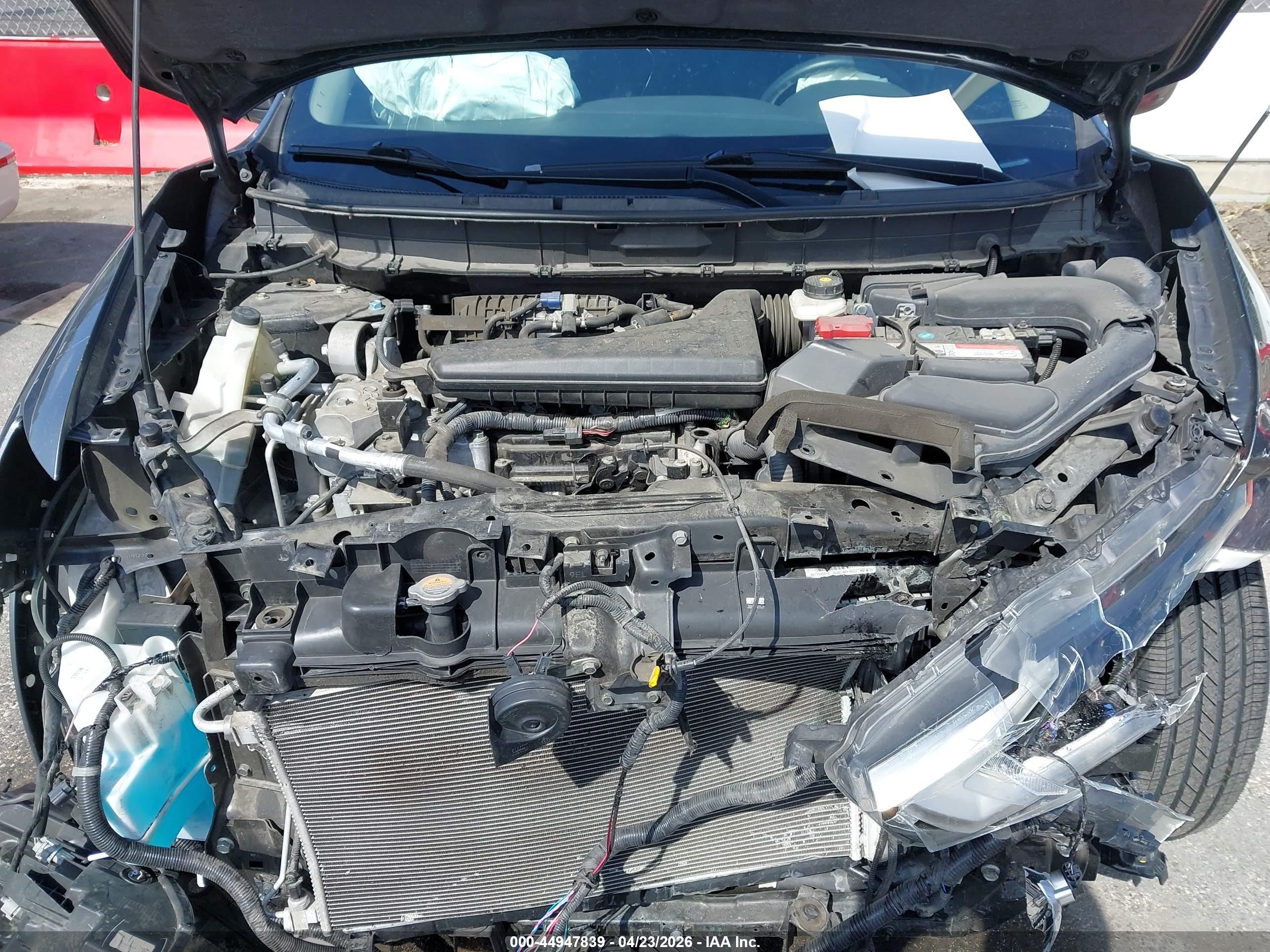 NISSAN ROGUE image 10