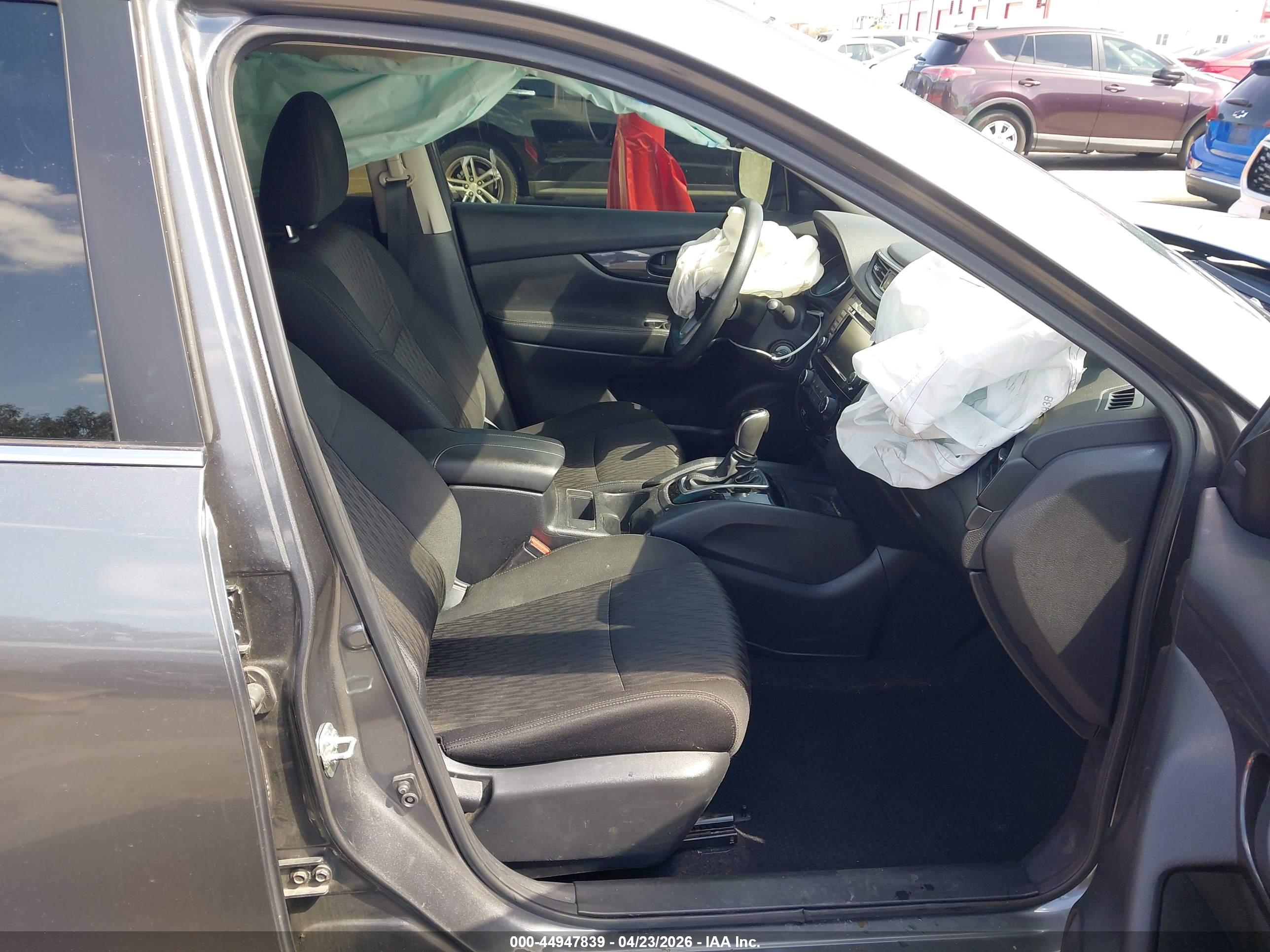 NISSAN ROGUE image 5