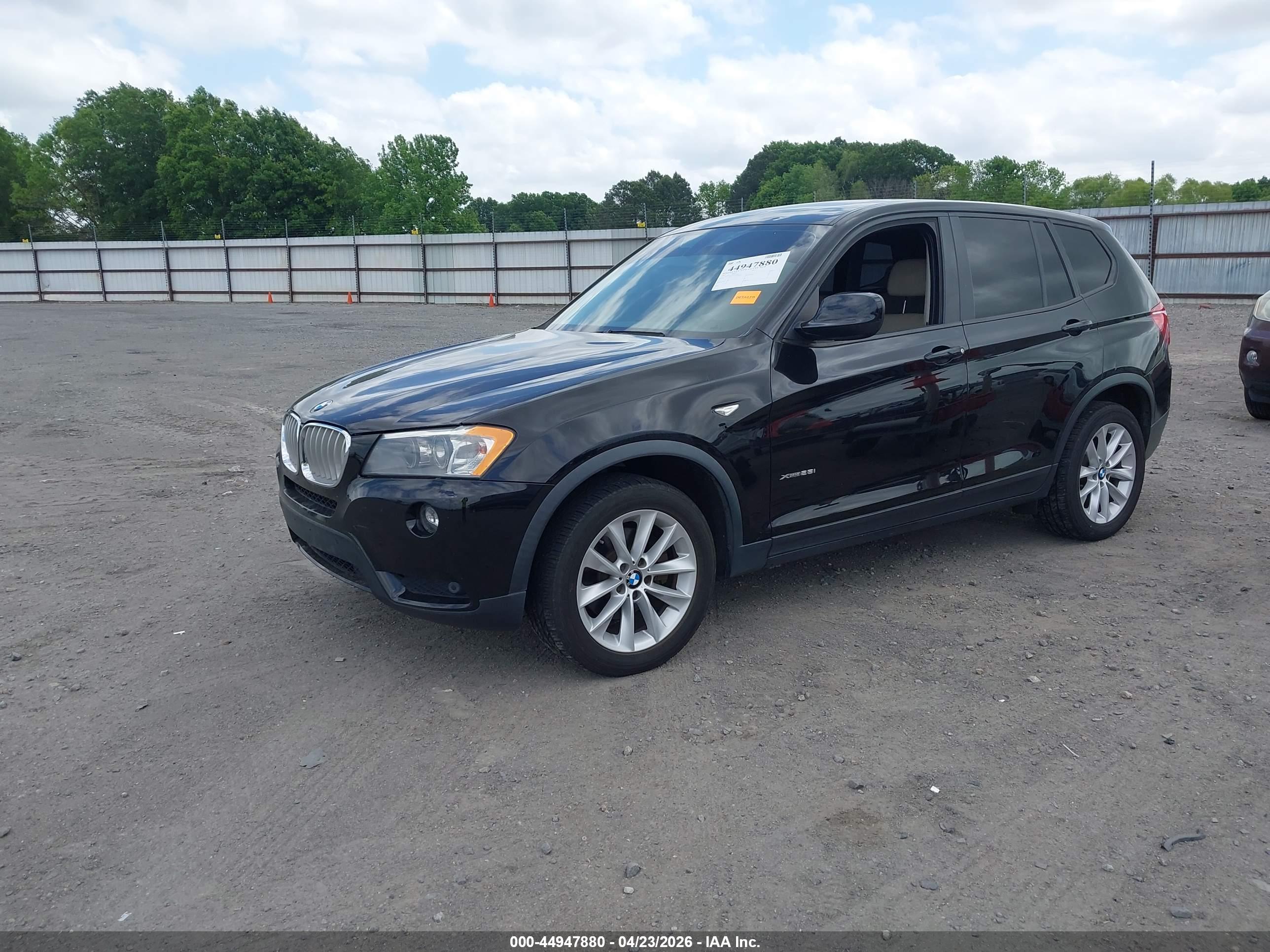 BMW X3 image 2