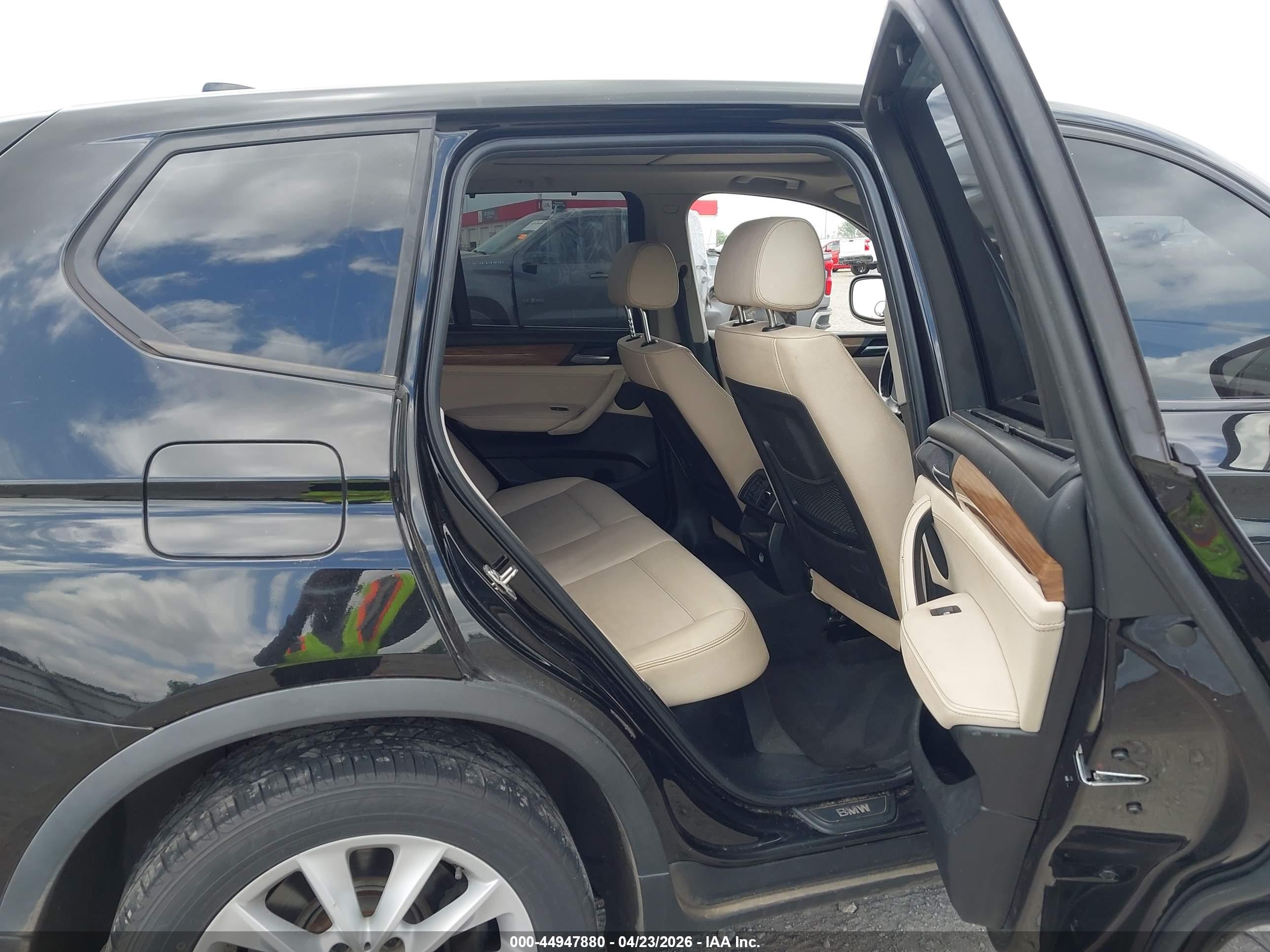 BMW X3 image 8