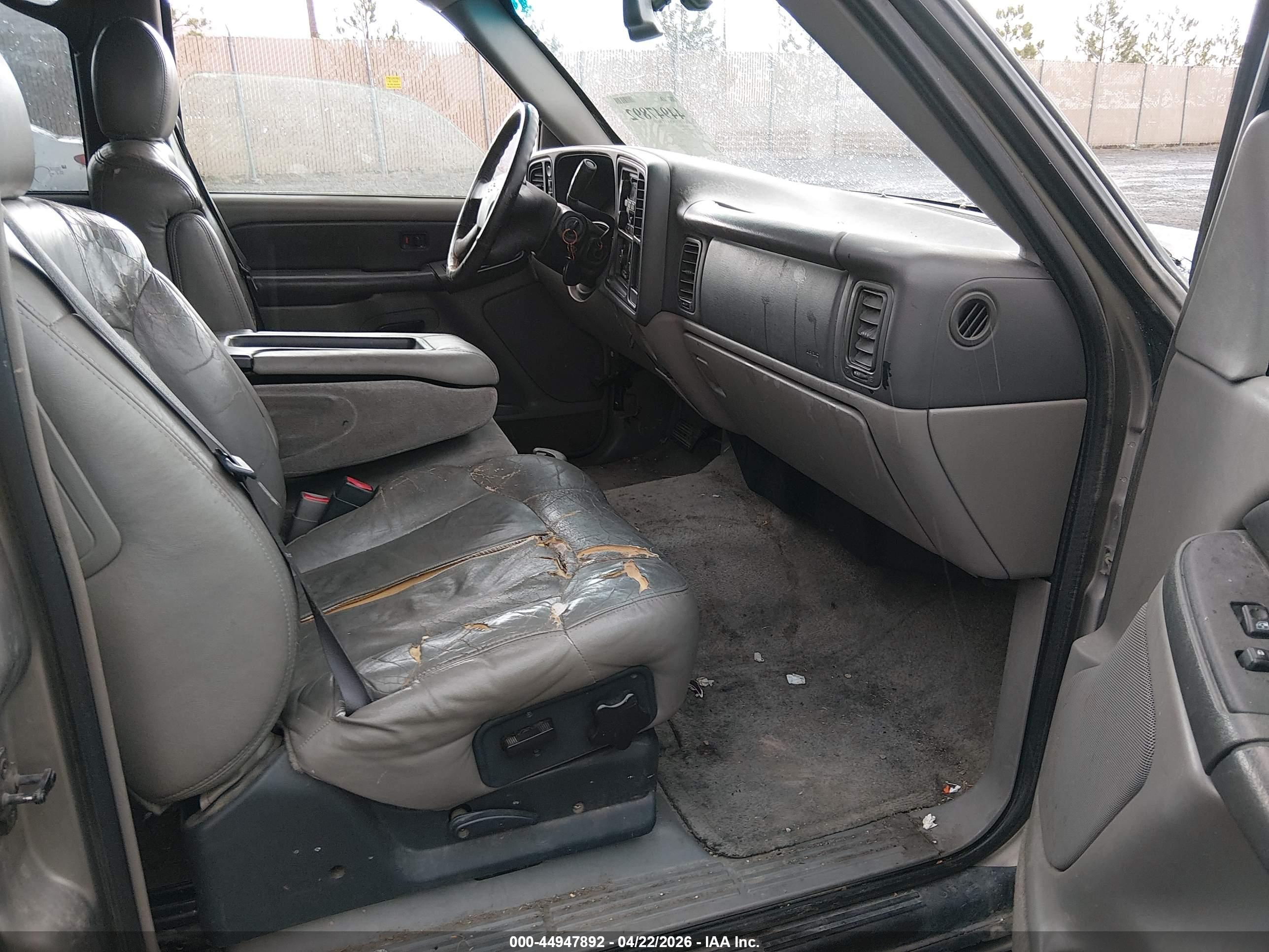 CHEVROLET TAHOE image 5