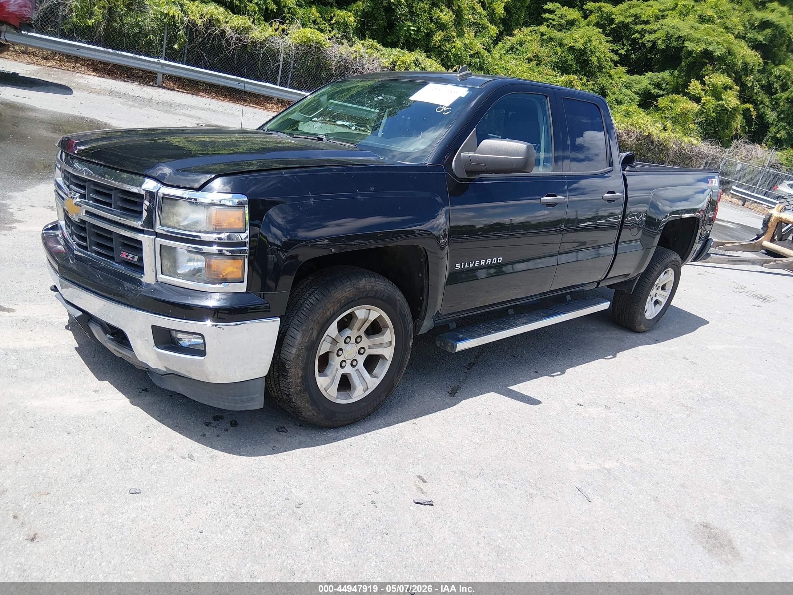 CHEVROLET SILVERADO image 2