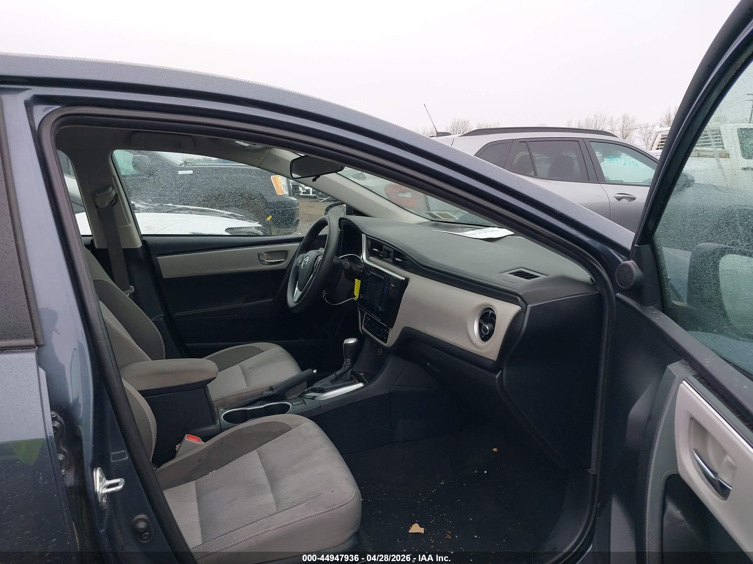 TOYOTA COROLLA image 5