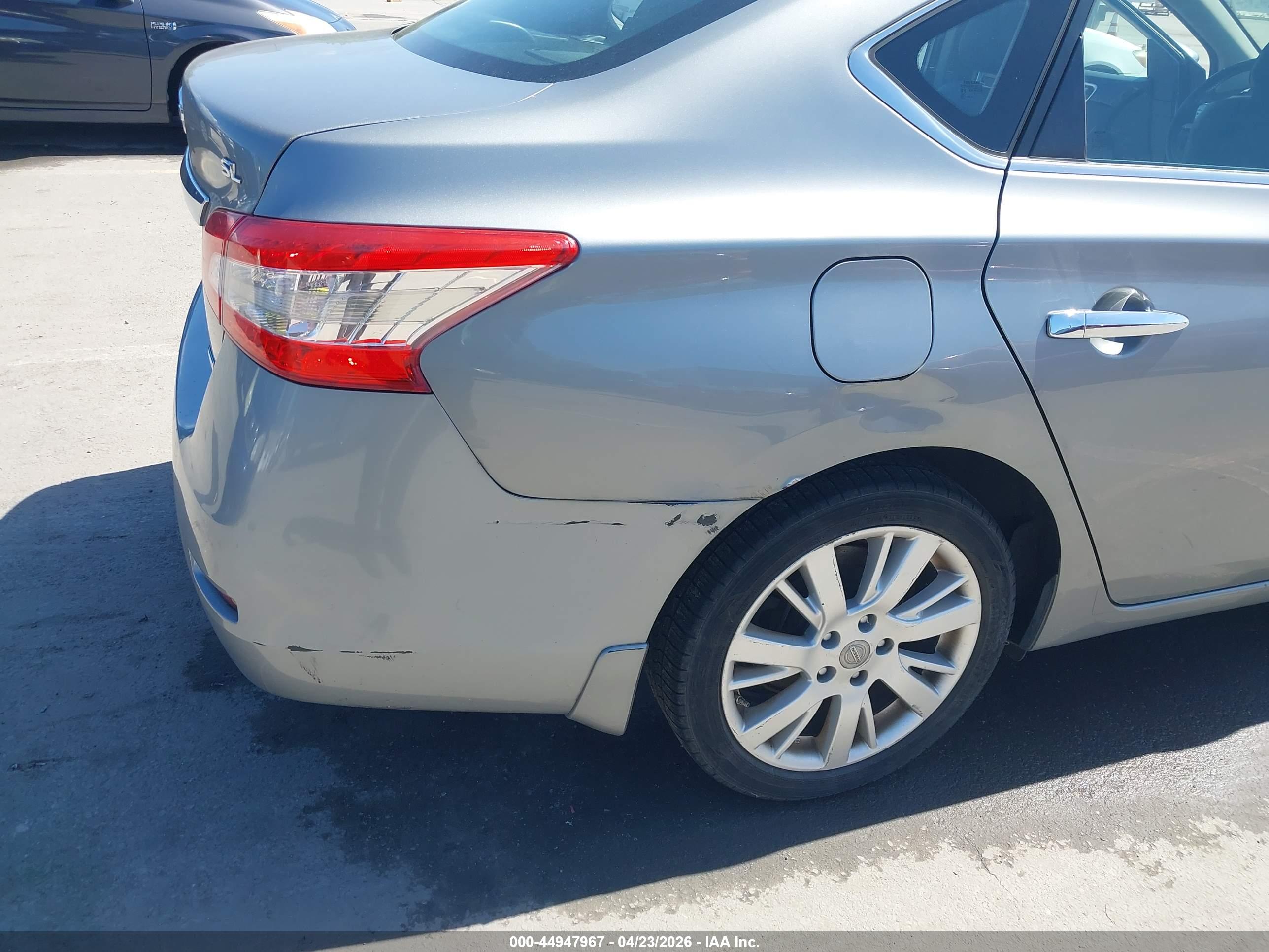 NISSAN SENTRA image 6
