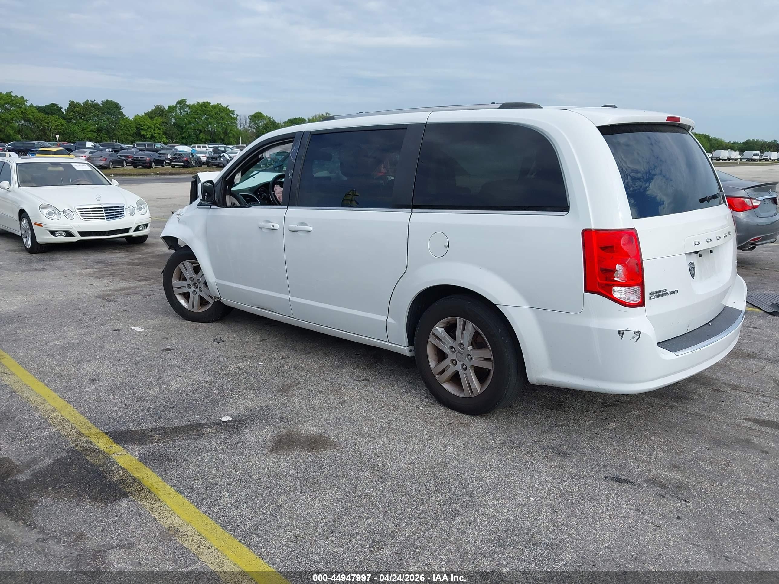 DODGE GRAND image 3