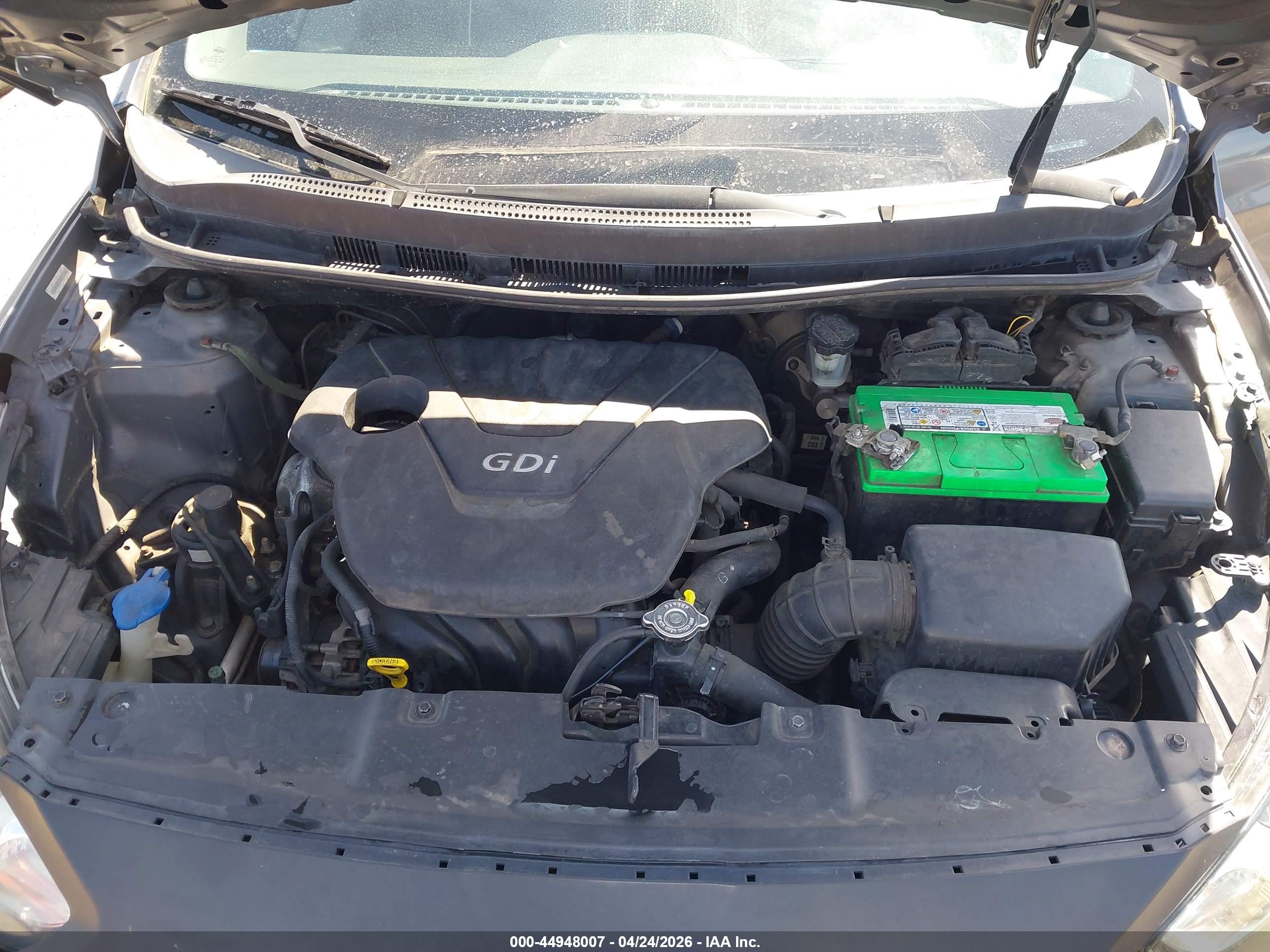 HYUNDAI ACCENT image 10