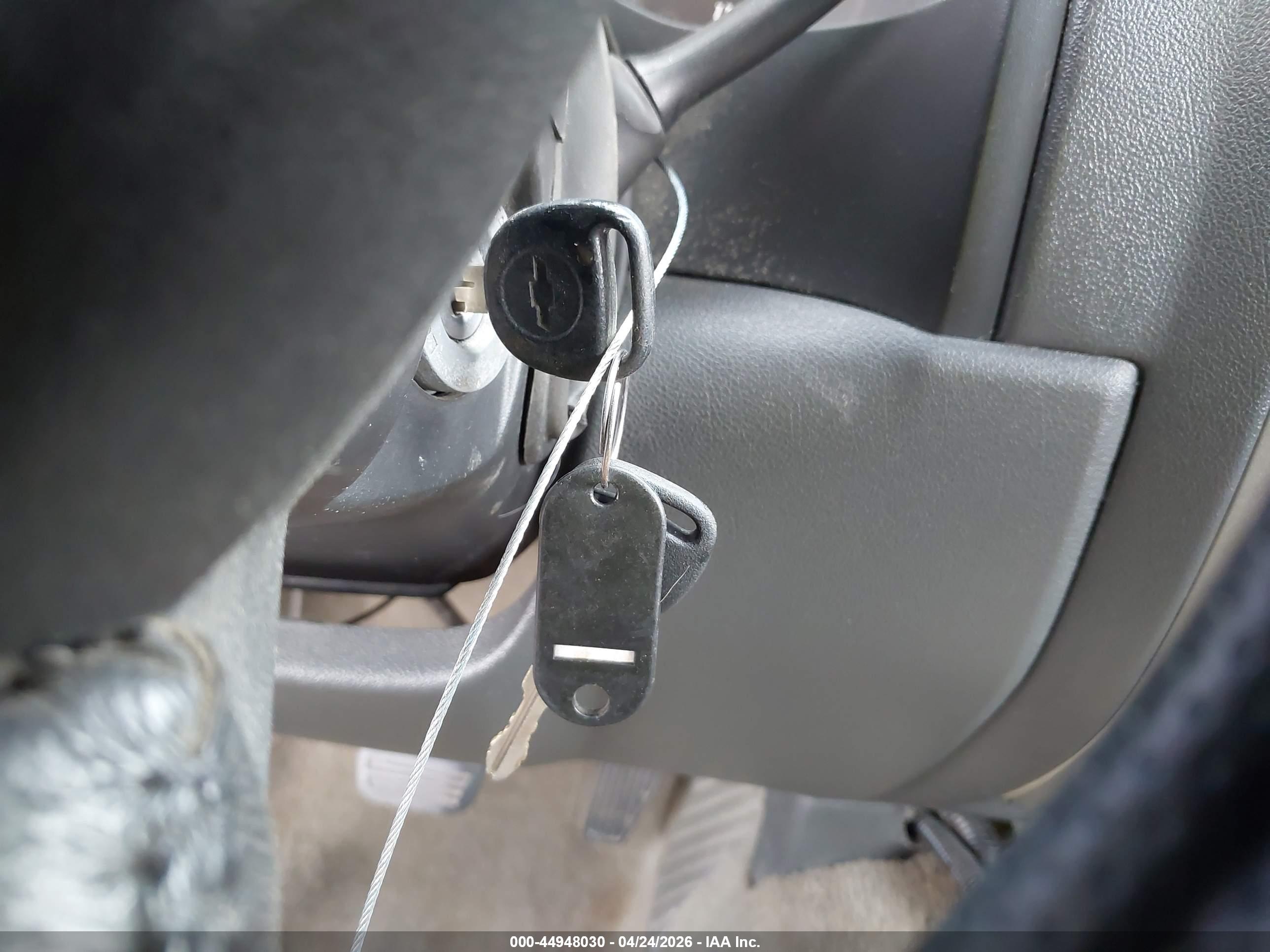 CHEVROLET COLORADO image 11