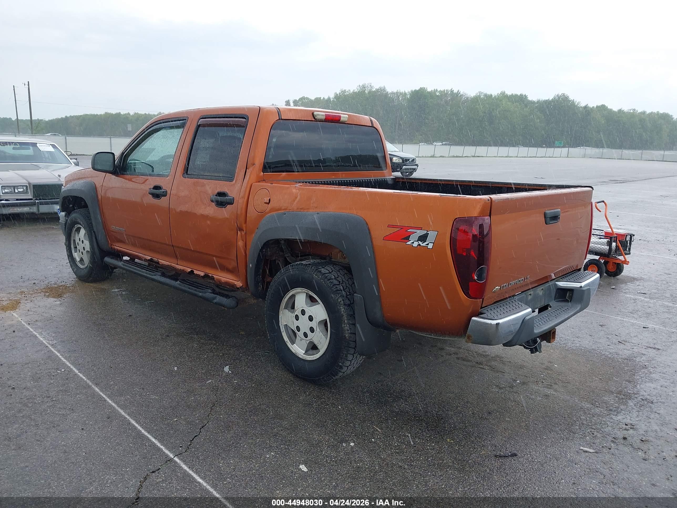 CHEVROLET COLORADO image 3