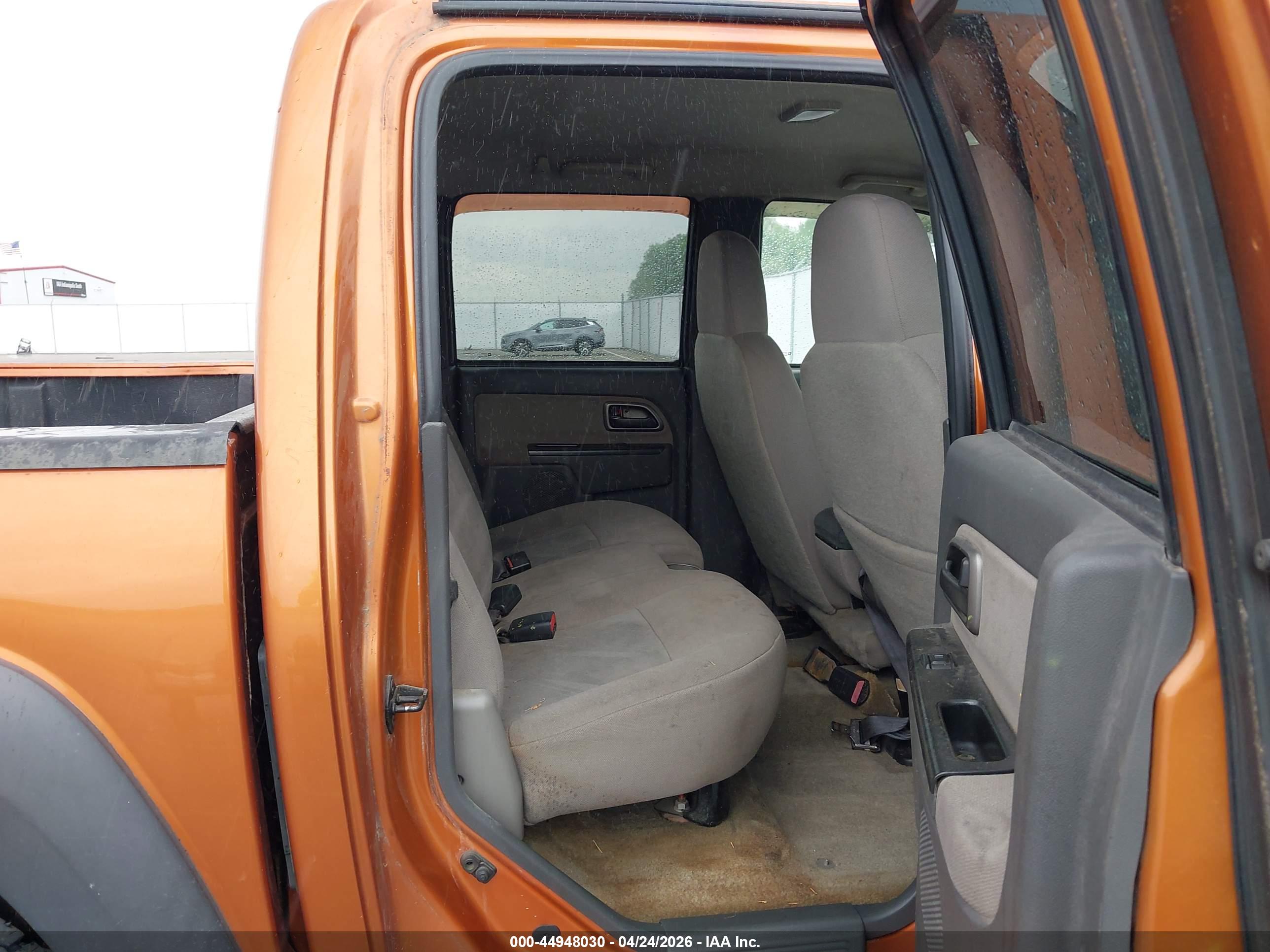 CHEVROLET COLORADO image 8