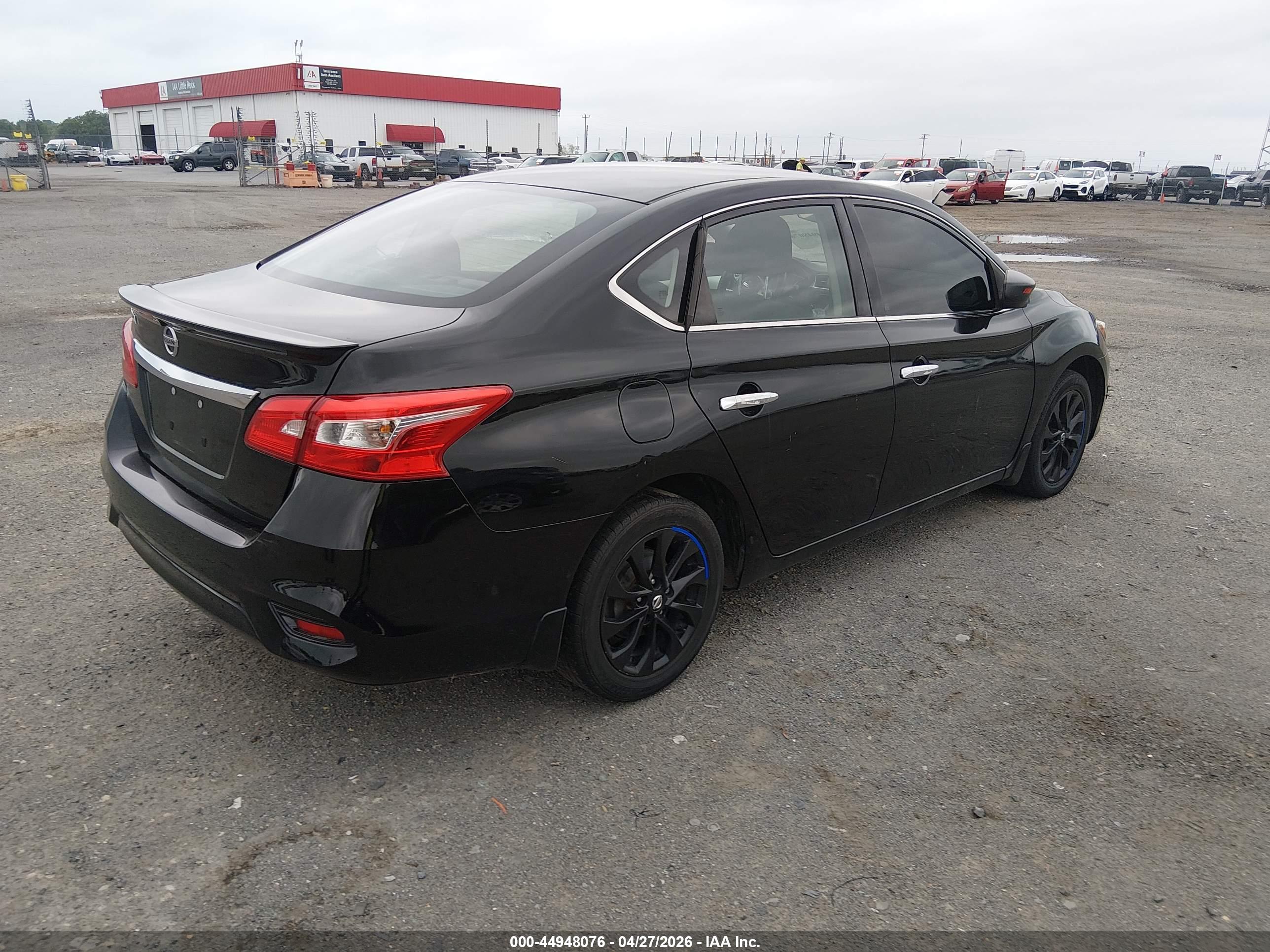 NISSAN SENTRA image 4