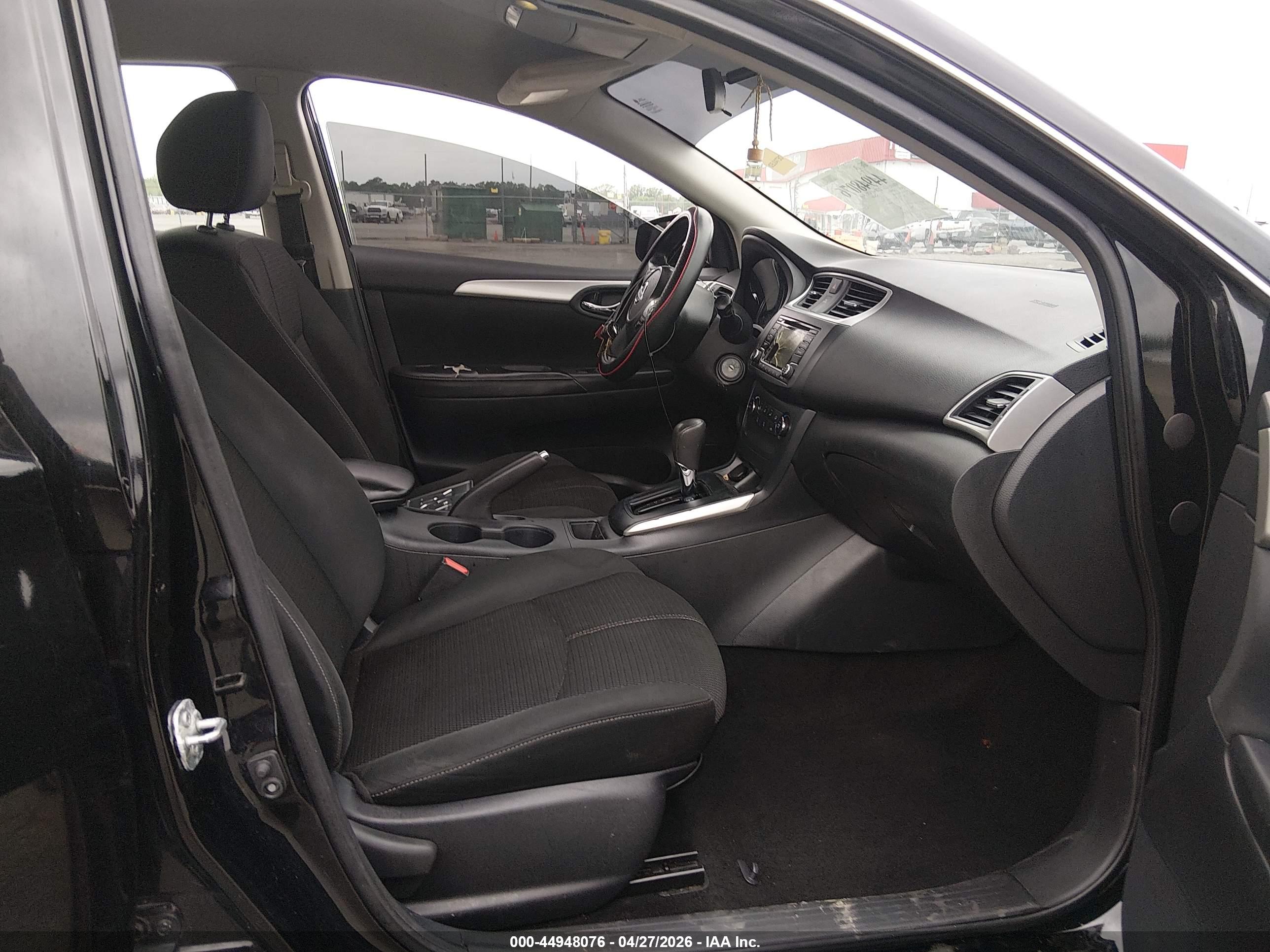 NISSAN SENTRA image 5