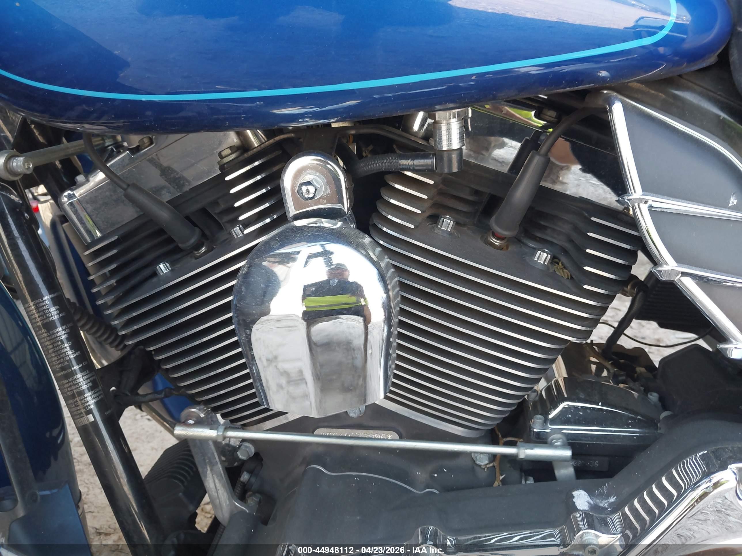 HARLEY-DAVIDSON FLHTC image 9