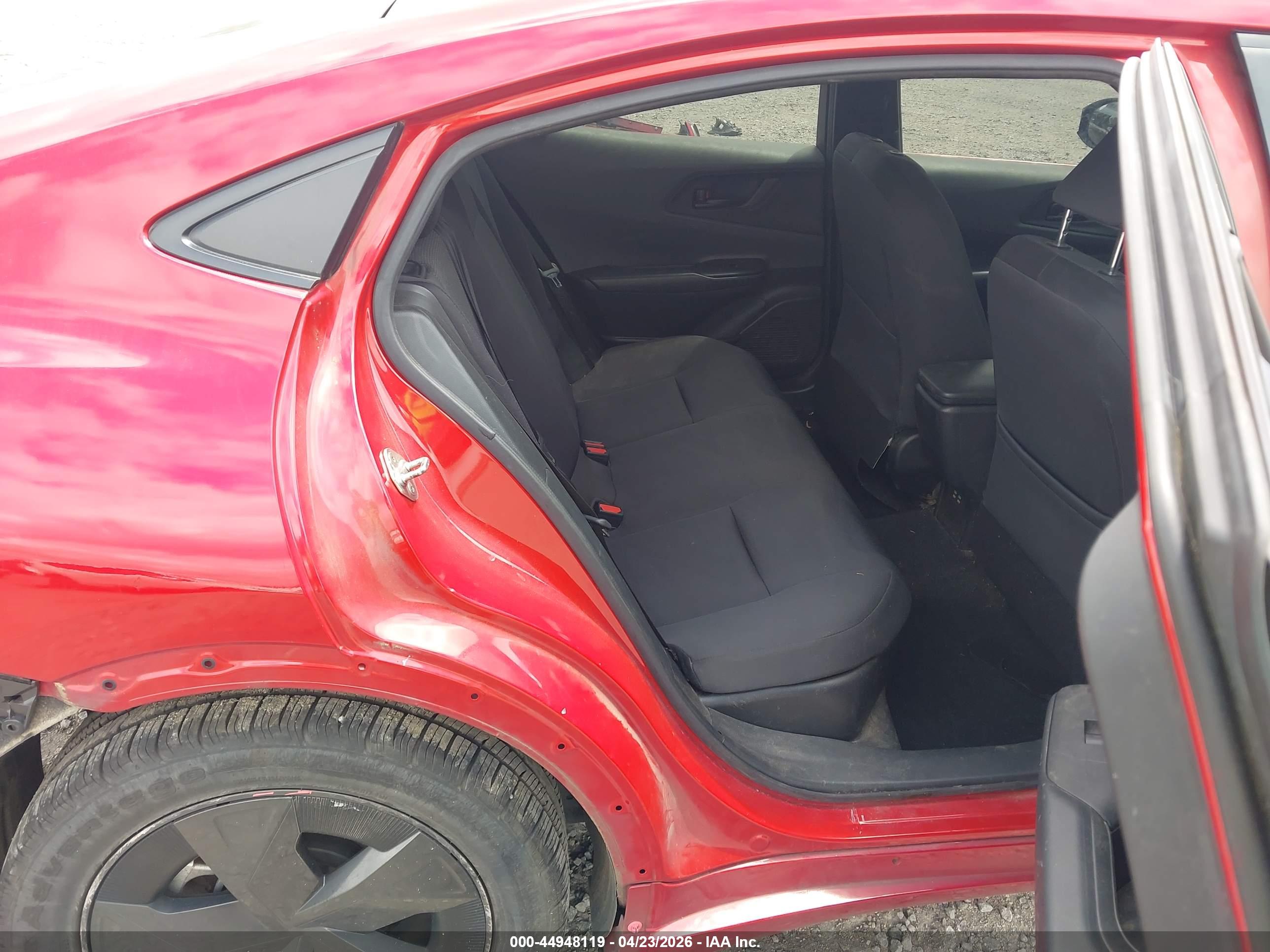 TOYOTA PRIUS image 8