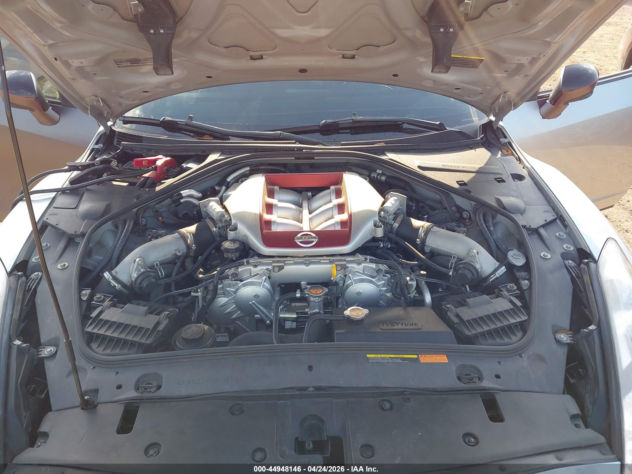 NISSAN GT-R image 10