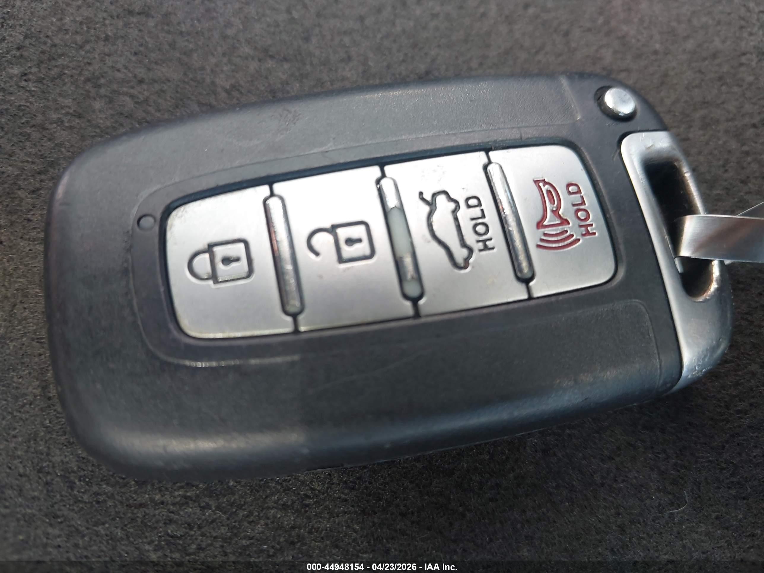 HYUNDAI SONATA image 11