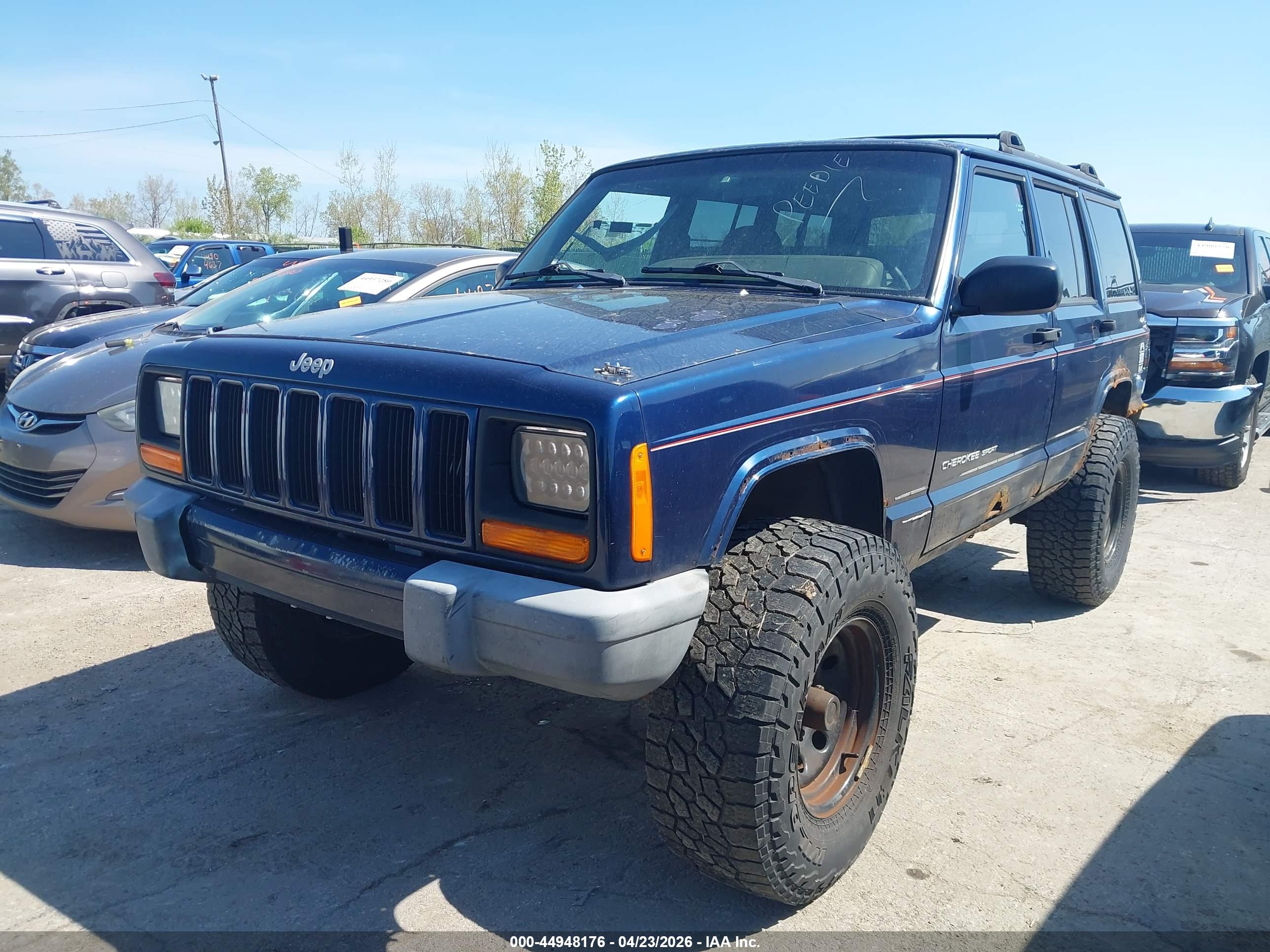 JEEP CHEROKEE image 2