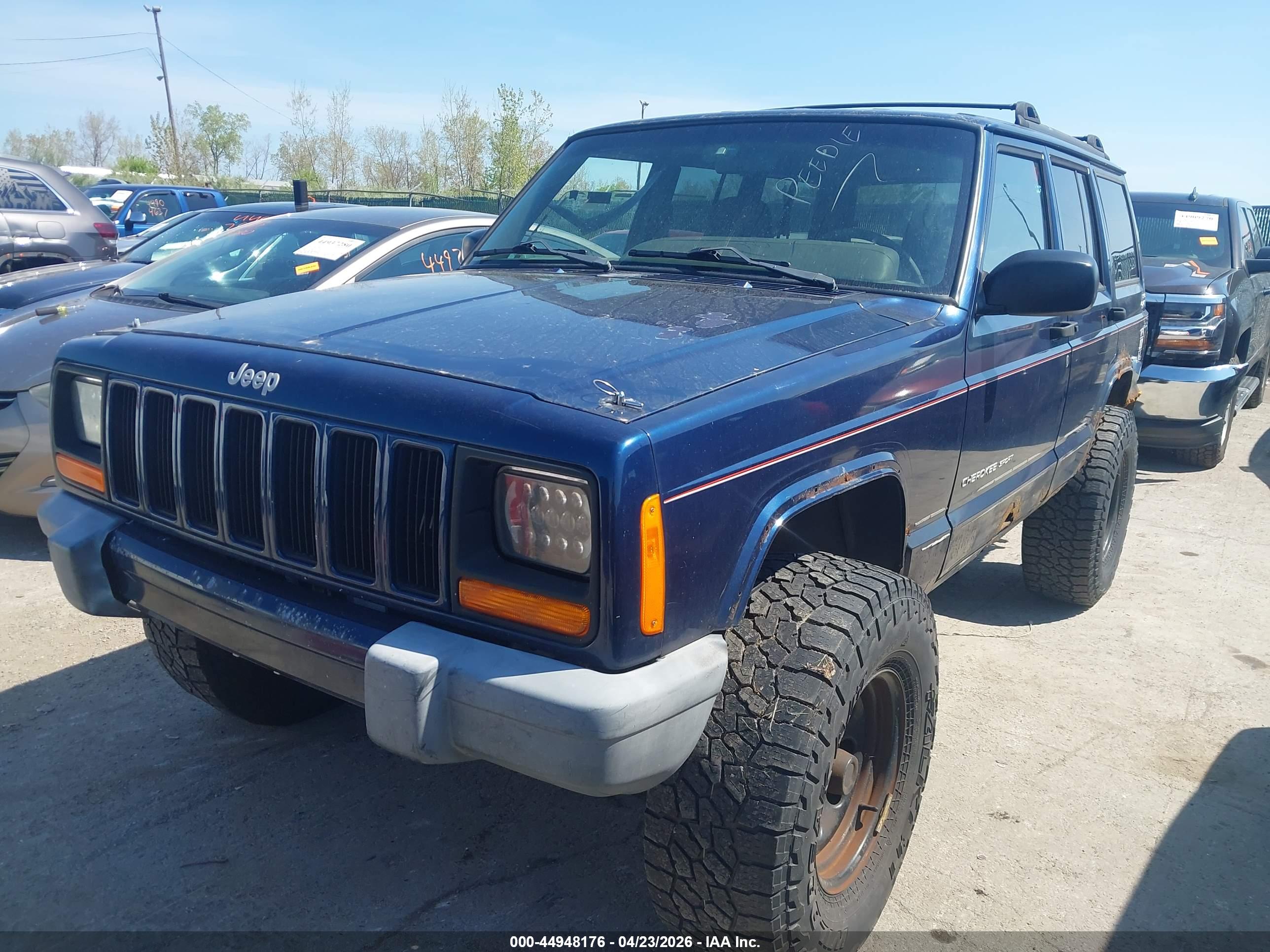 JEEP CHEROKEE image 6