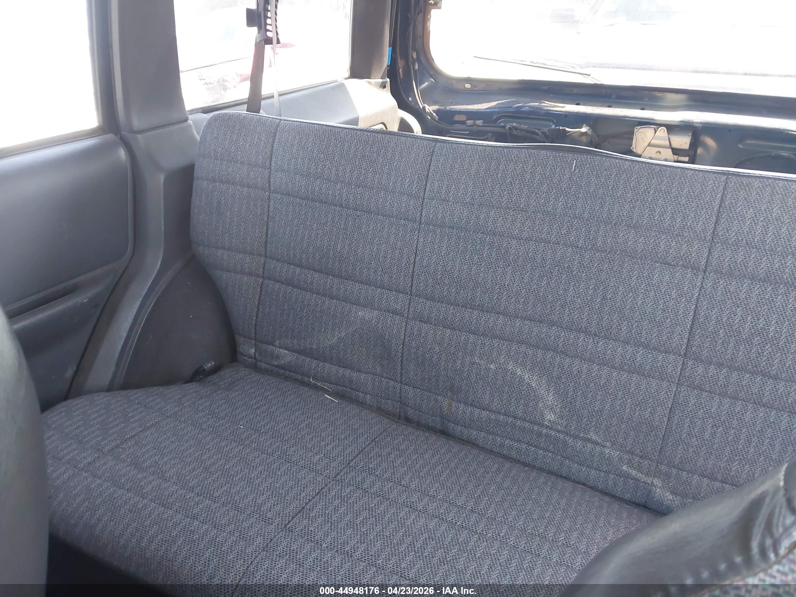 JEEP CHEROKEE image 8