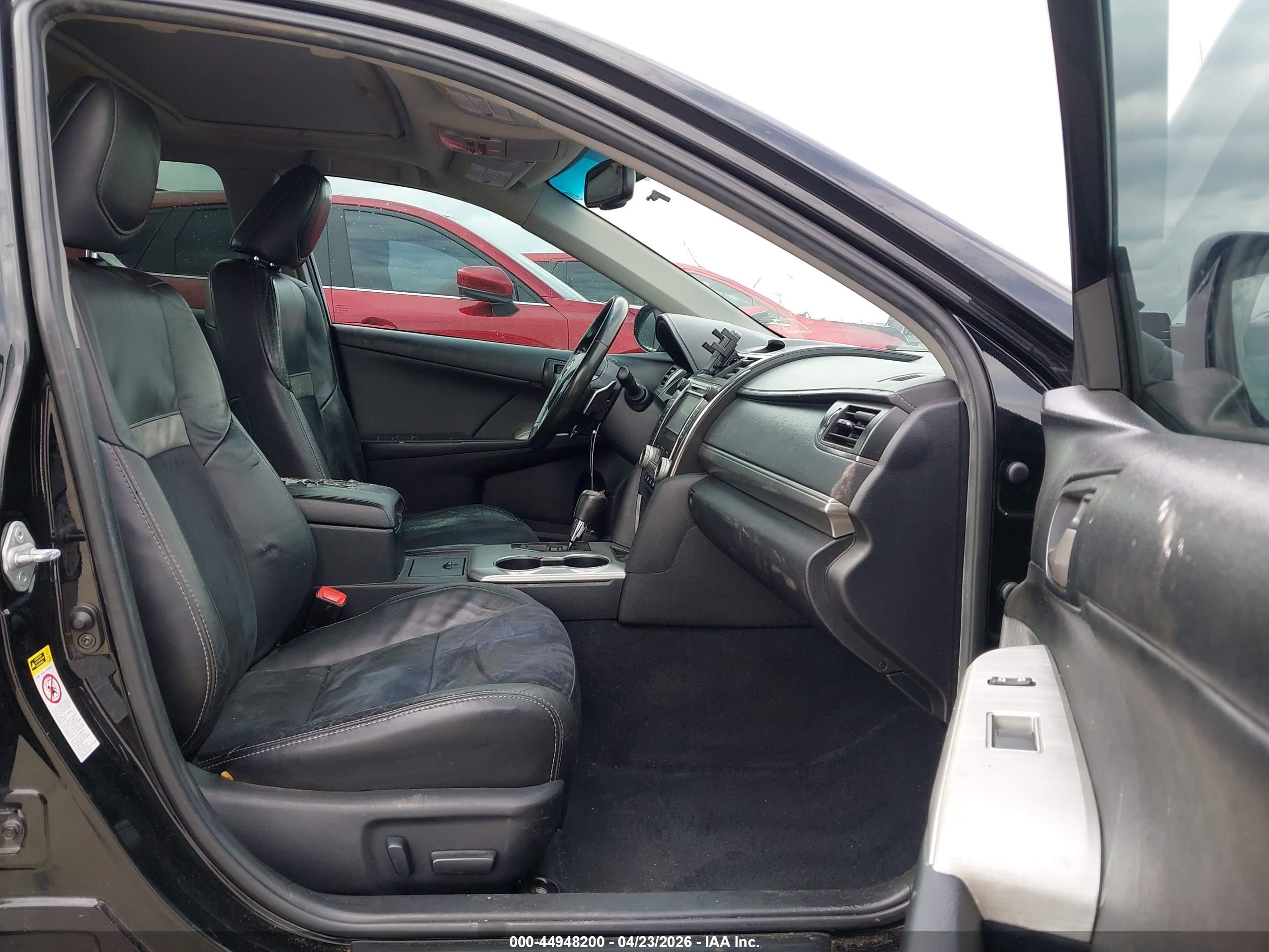 TOYOTA CAMRY image 5