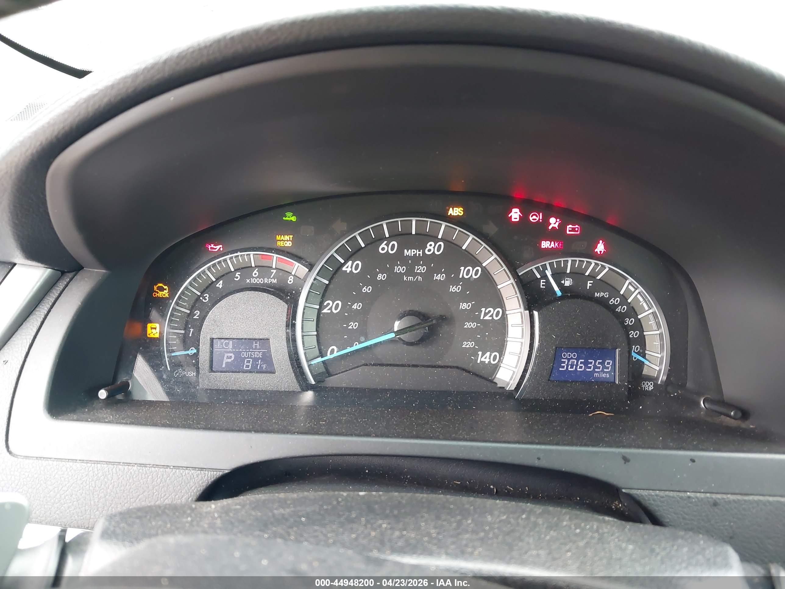 TOYOTA CAMRY image 7