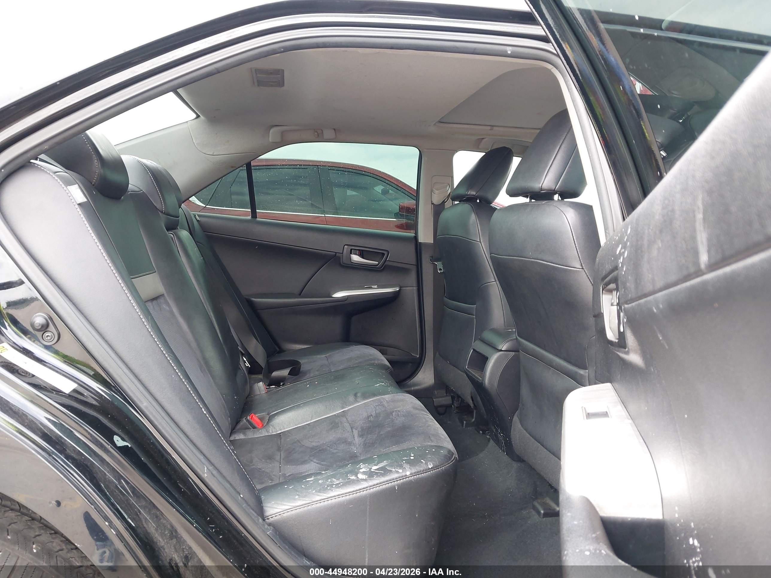 TOYOTA CAMRY image 8